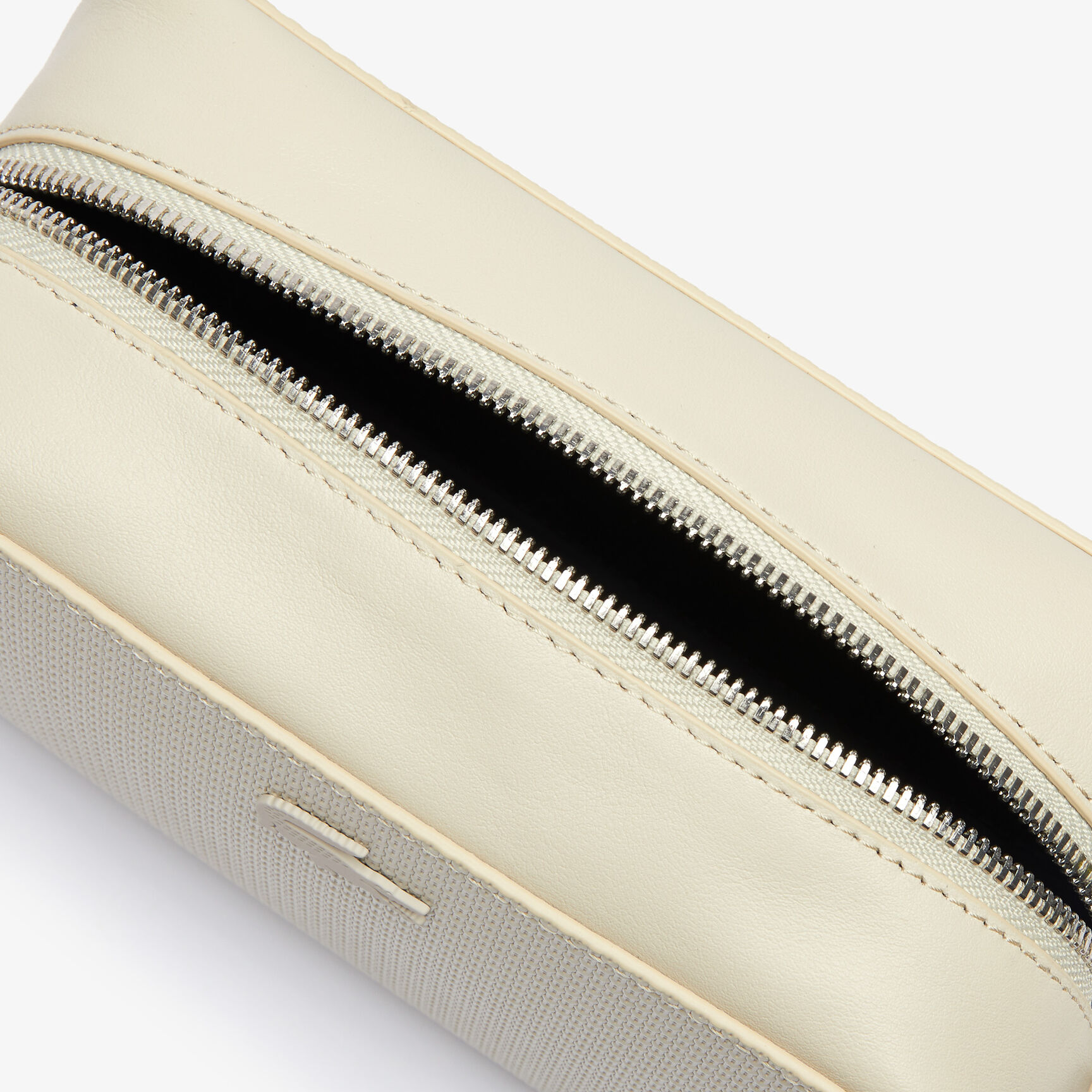 Women's Chantaco Matte Piqu&eacute; Leather Shoulder Bag