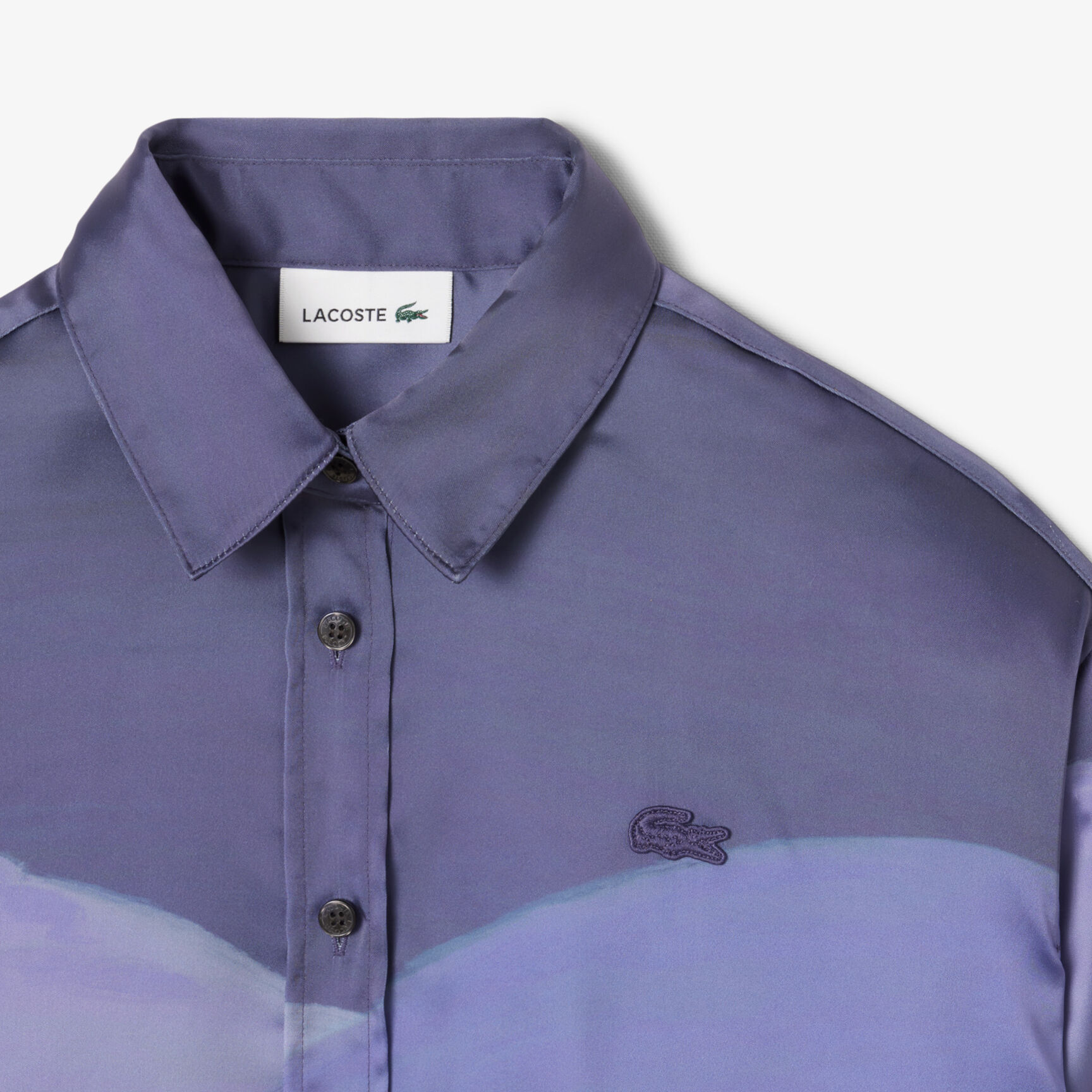 قميص ساتان بطبعة مناظر طبيعية كبيرة الحجم