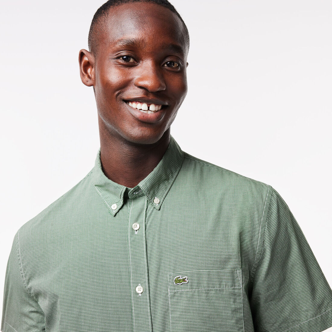 قميص قطن لون سادة بقصة عادية للرجال قميص قطن لون سادة بقصة عادية للرجال