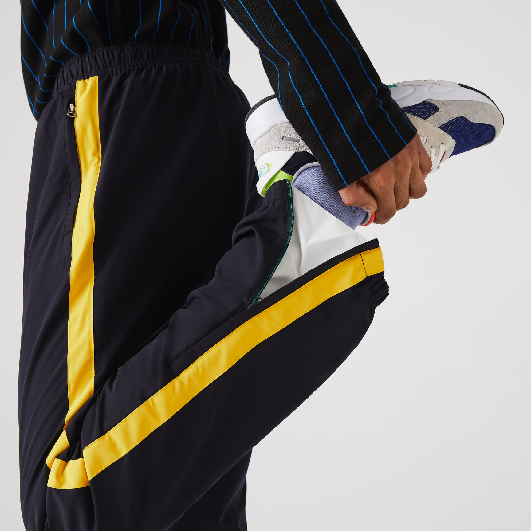 Men's Contrast Striped Water-Repellant Tracksuit Pants