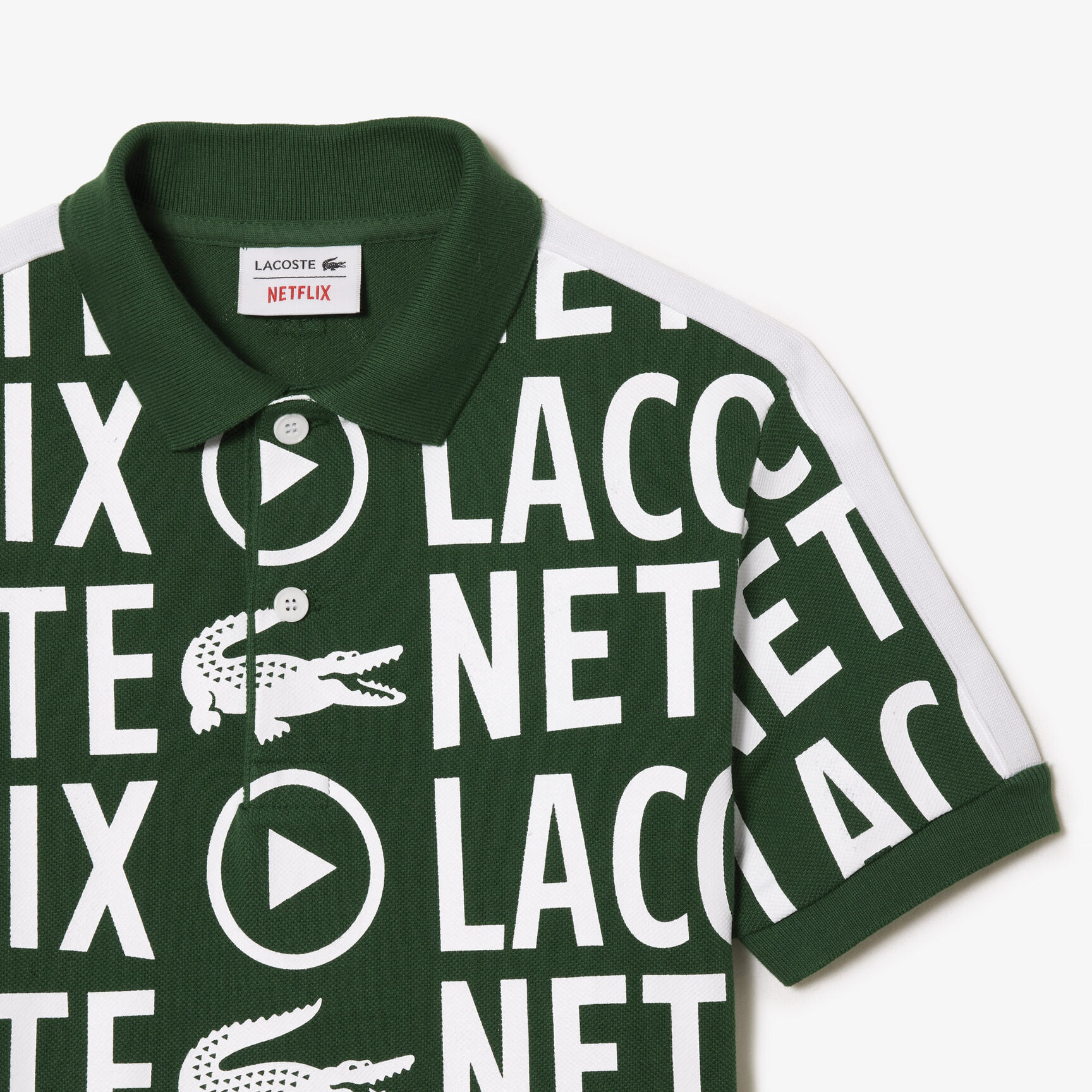 تيشيرت بولو لاكوست بطبعة بلون مغاير للأطفال مجموعة Lacoste x Netflix تيشيرت بولو لاكوست بطبعة بلون مغاير للأطفال مجموعة Lacoste x Netflix