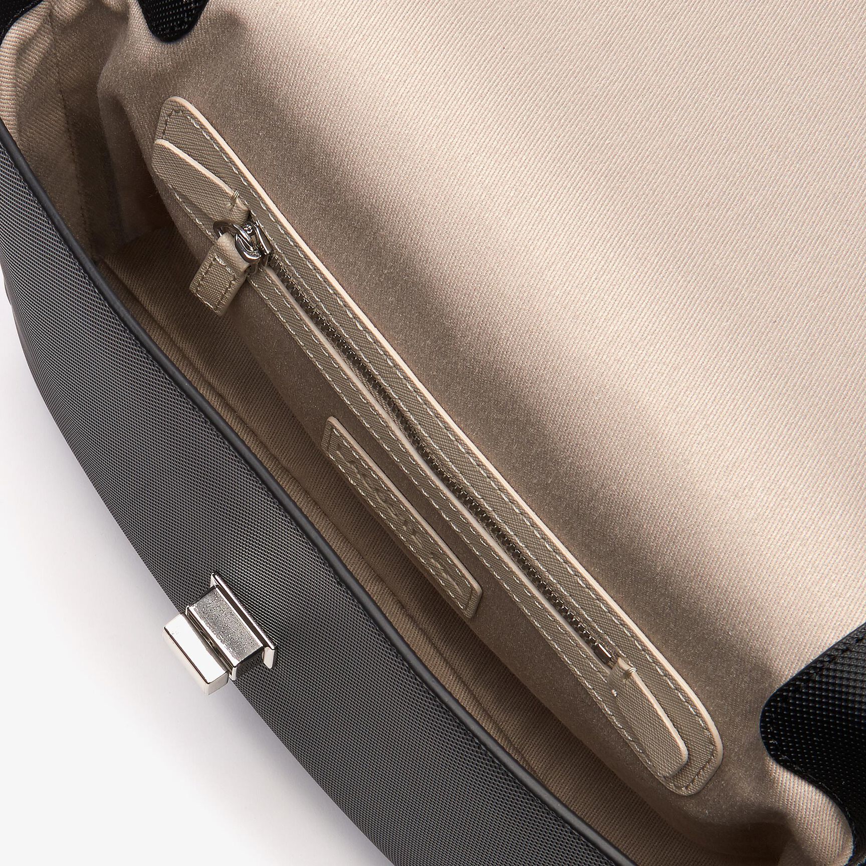 Women's Daily Classic Coated Piqu&eacute; Canvas Clasp Shoulder Bag