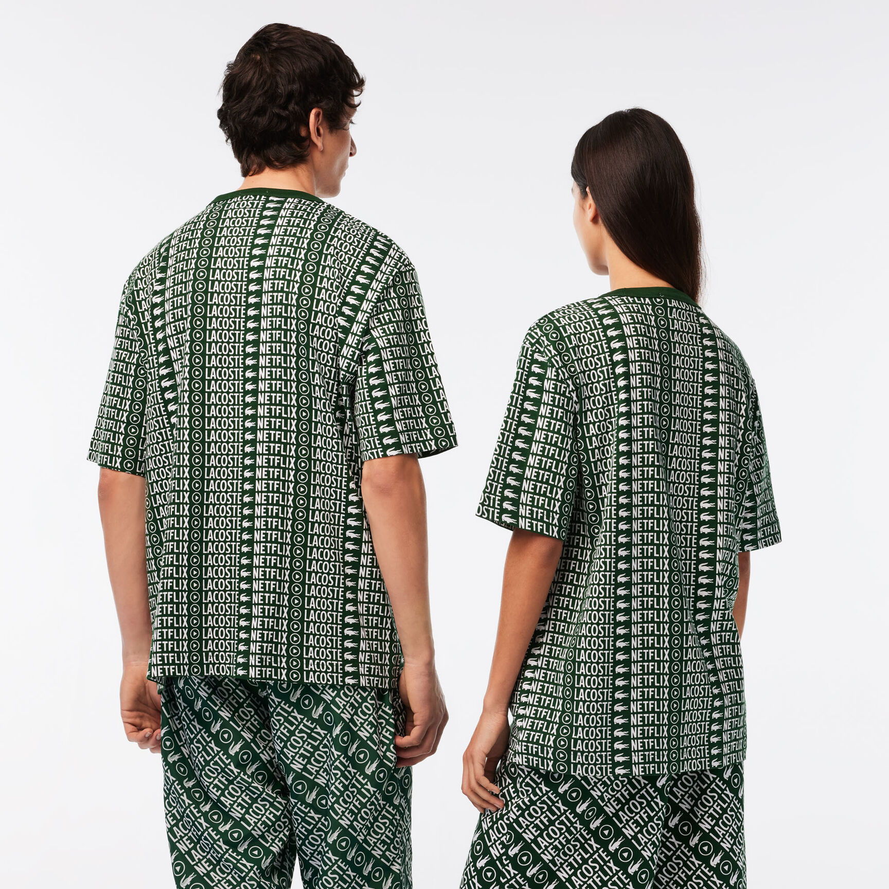 تيشيرت مطبوع بقصة فضفاضة للجنسين مجموعة Lacoste x Netflix تيشيرت مطبوع بقصة فضفاضة للجنسين مجموعة Lacoste x Netflix