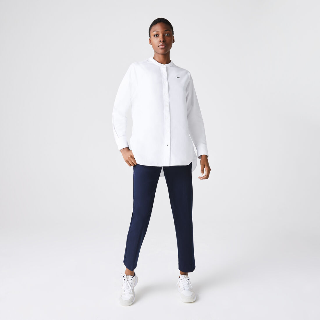 قميص قطن أكسفورد للنساء بقصة عادية وياقة ماندرين قميص قطن أكسفورد للنساء بقصة عادية وياقة ماندرين