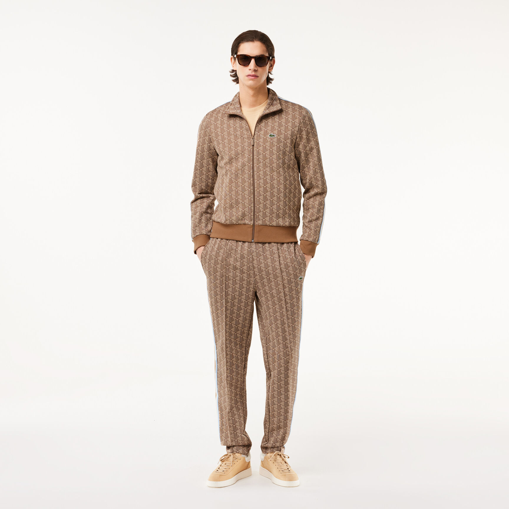 سترة رياضية باريسية بسحاب من الجاكار