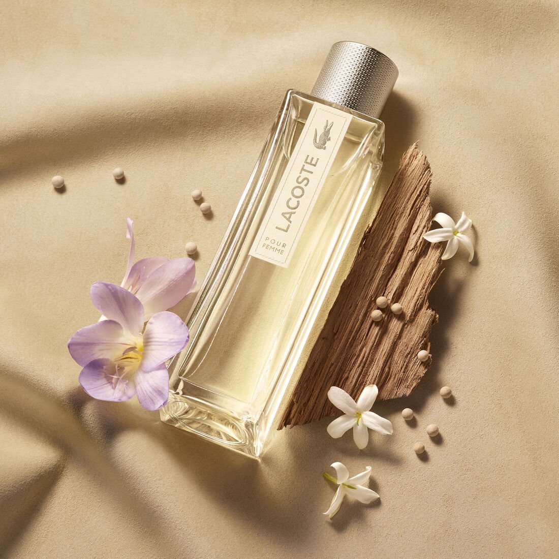 عطر نسائي 90 م عطر نسائي 90 م