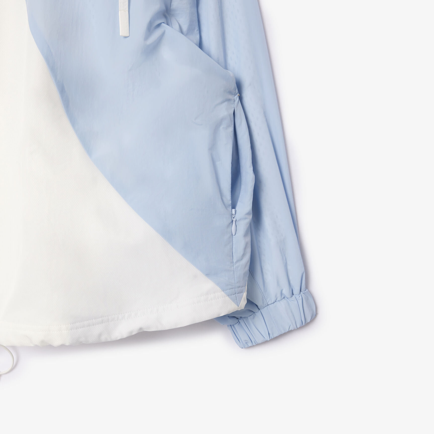 سترة رياضية كبيرة الحجم مصنوعة من النايلون