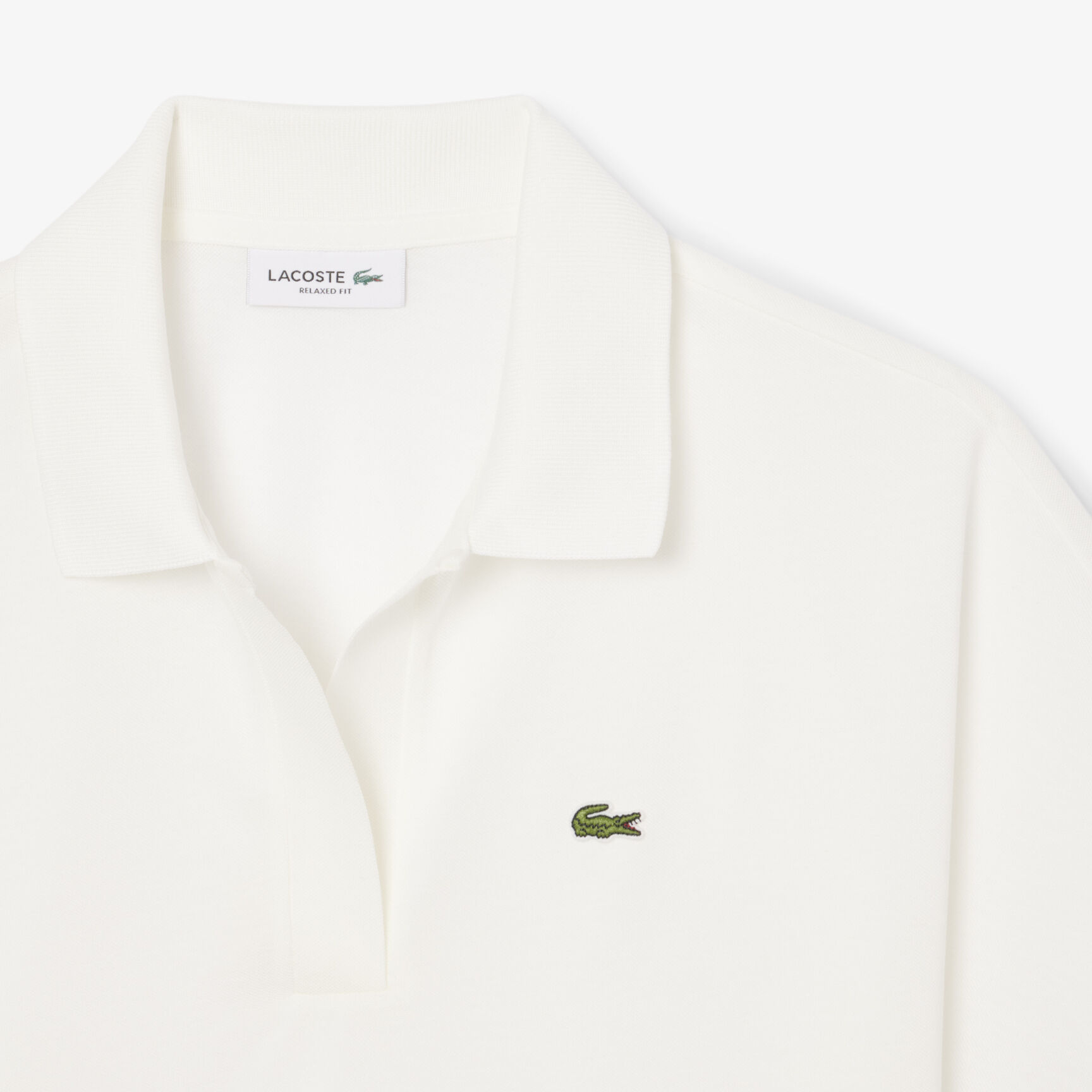 قميص بولو بيكيه سائل بقصة مريحة