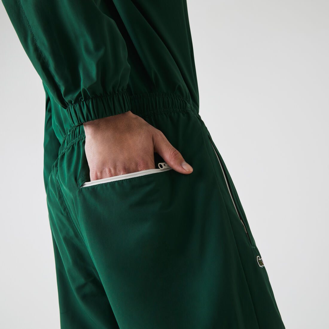 بنطال رياضي للرجال خفيف الوزن وضد الماء بنطال رياضي للرجال خفيف الوزن وضد الماء