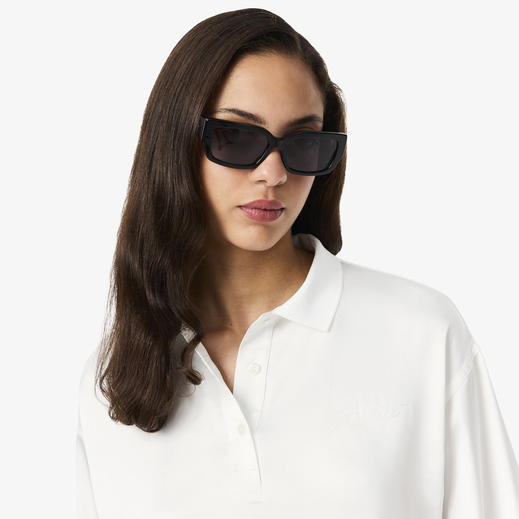 قميص بولو ساتان كبير الحجم بأكمام طويلة