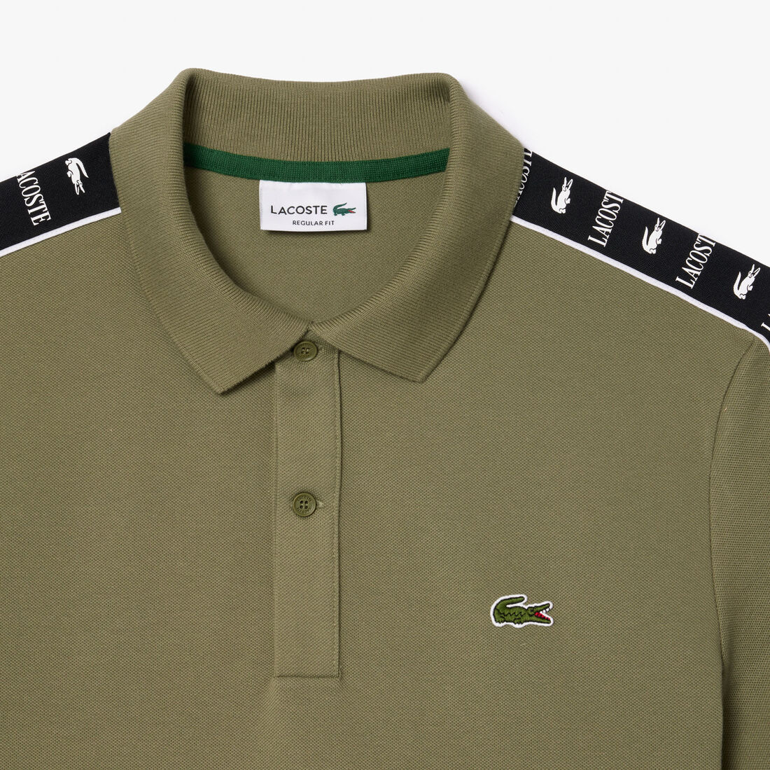 قميص بولو بيكيه بخطوط متباينة قميص بولو بيكيه بخطوط متباينة