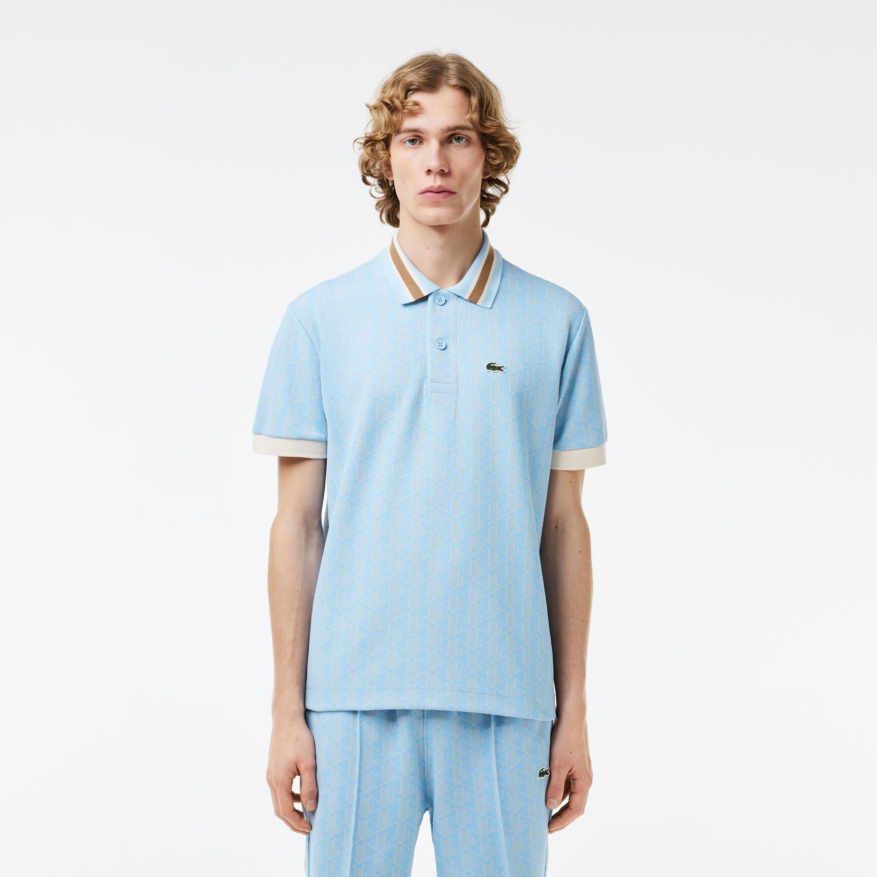 قميص بولو كلاسيكي بقصّة كلاسيكية من قماش الجاكار أحادي اللون