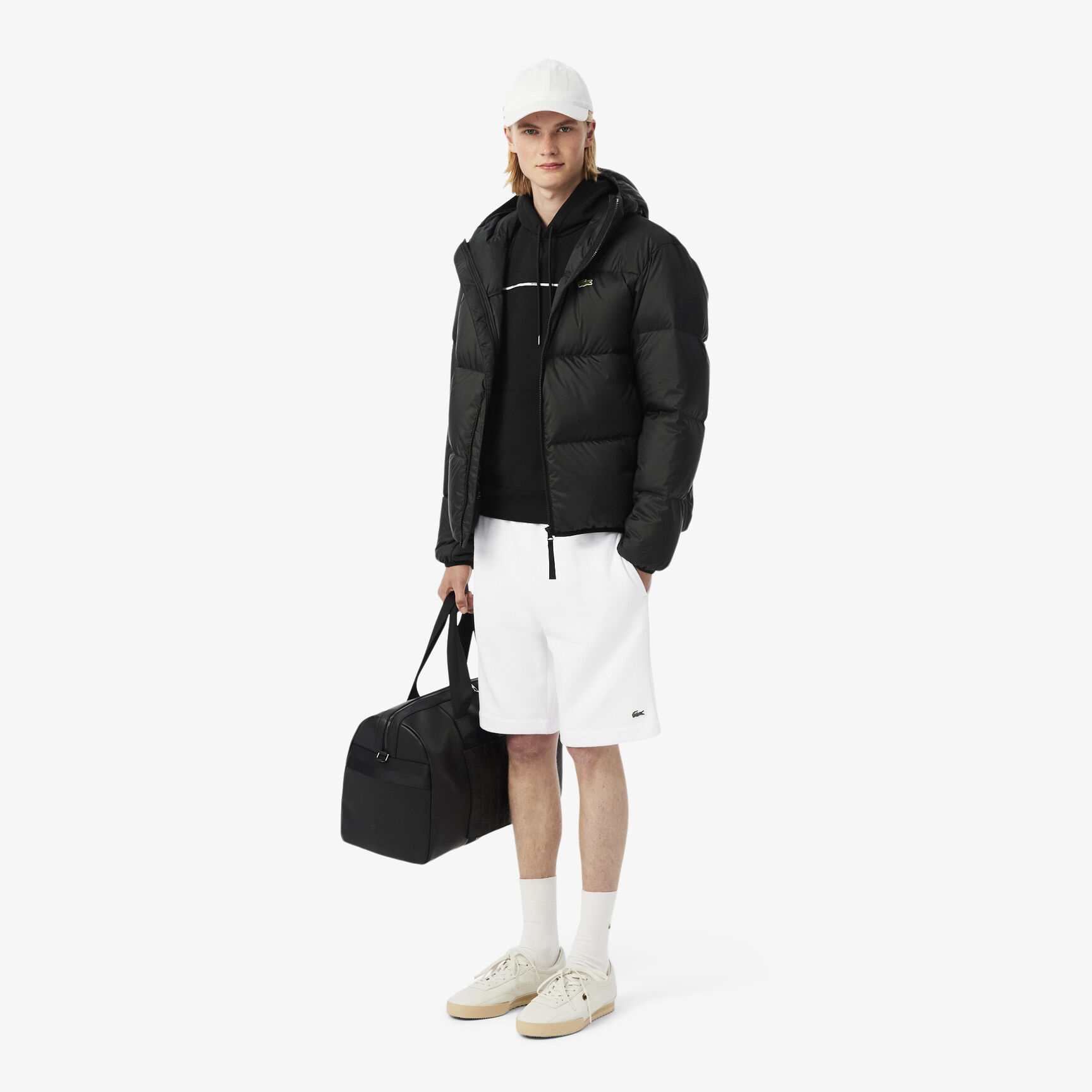 شورت صوف بقصّة عادية شورت صوف بقصّة عادية