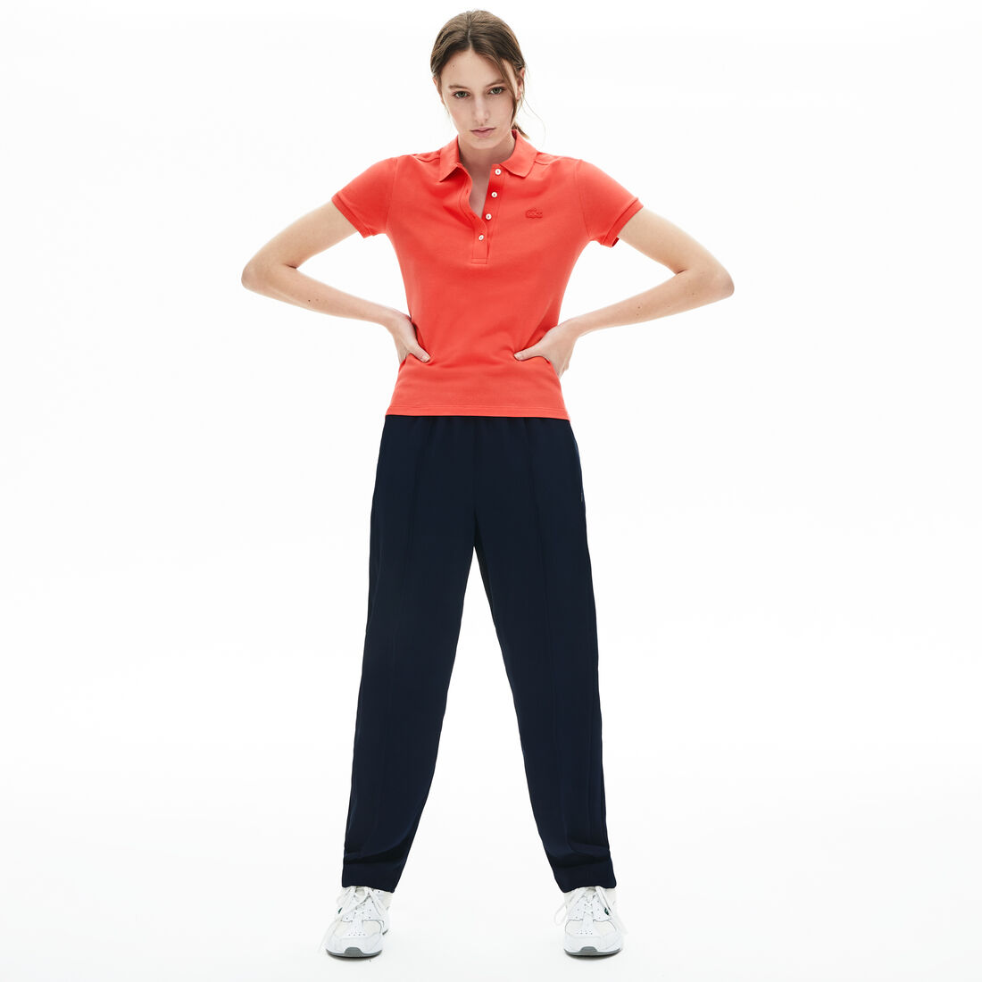 تيشيرت بولو L.12.D بقصة ضيقة من قماش بيتي بيكيه المطاطي تيشيرت بولو L.12.D بقصة ضيقة من قماش بيتي بيكيه المطاطي