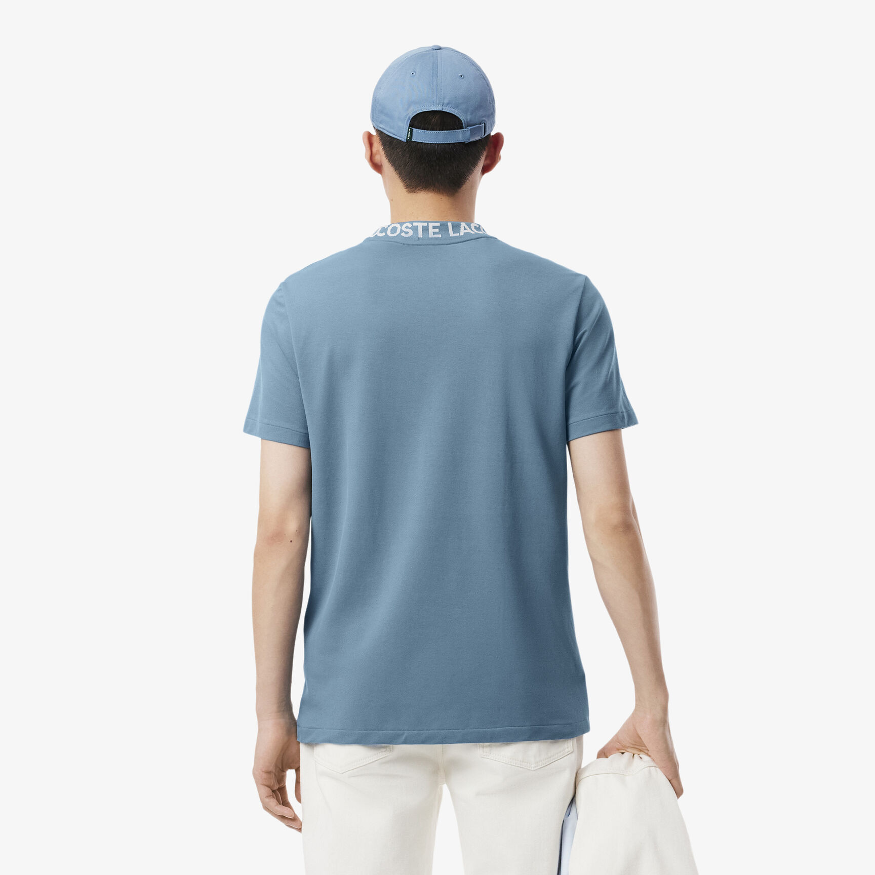 تي شيرت بيكيه جاكار بشعار الماركة