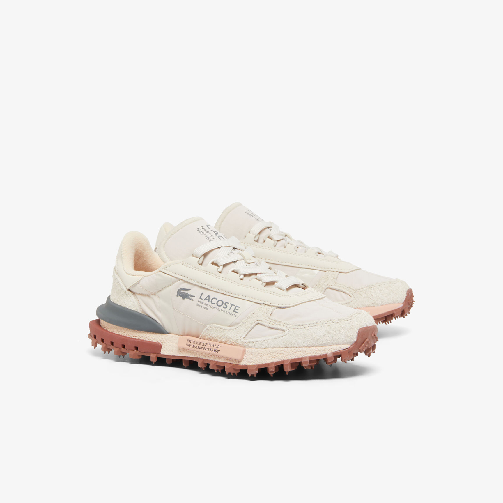 حذاء رياضي إيليت أكتف نسائي من الجلد