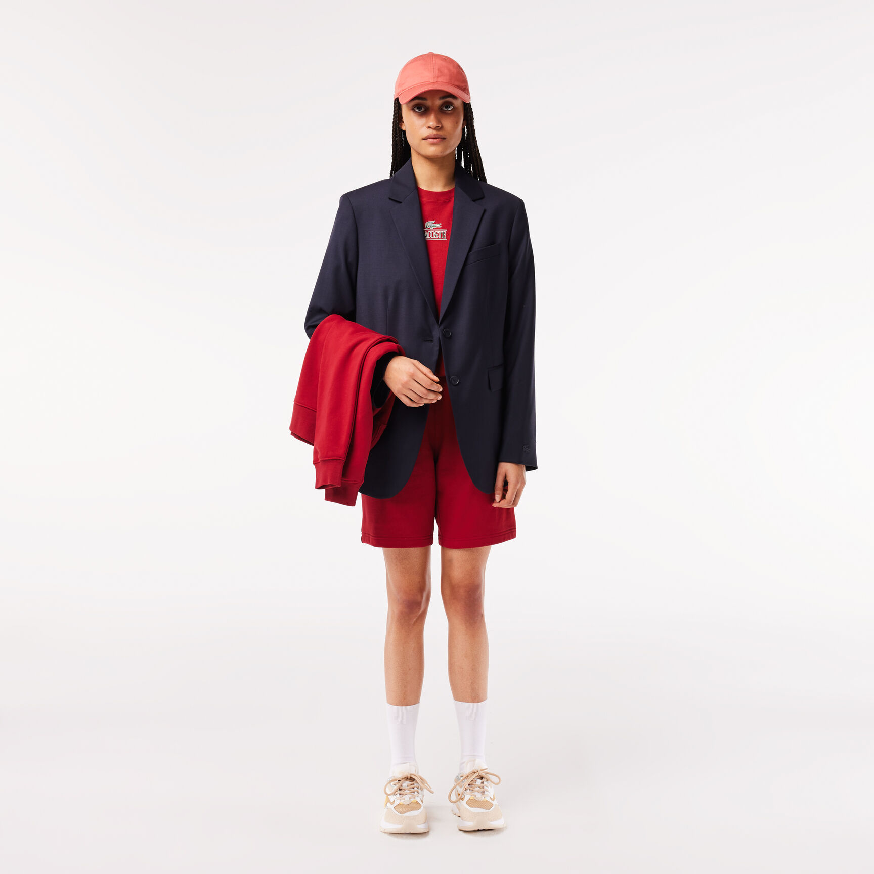 قبعة قطنية مائلة