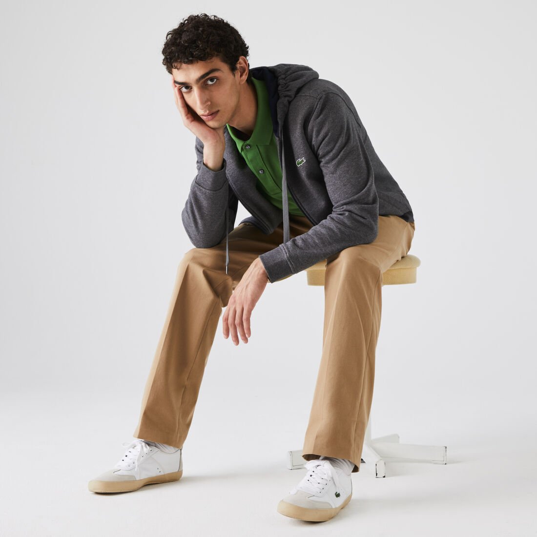 قميص ثقيل من الصوف مزود بغطاء للرأس بسحاب للرجال لرياضة التنس من مجموعة Lacoste SPORT