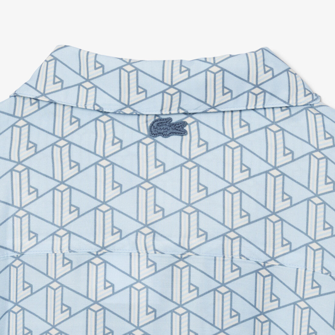 قميص بطبعة مونوغرام كبير الحجم قميص بطبعة مونوغرام كبير الحجم