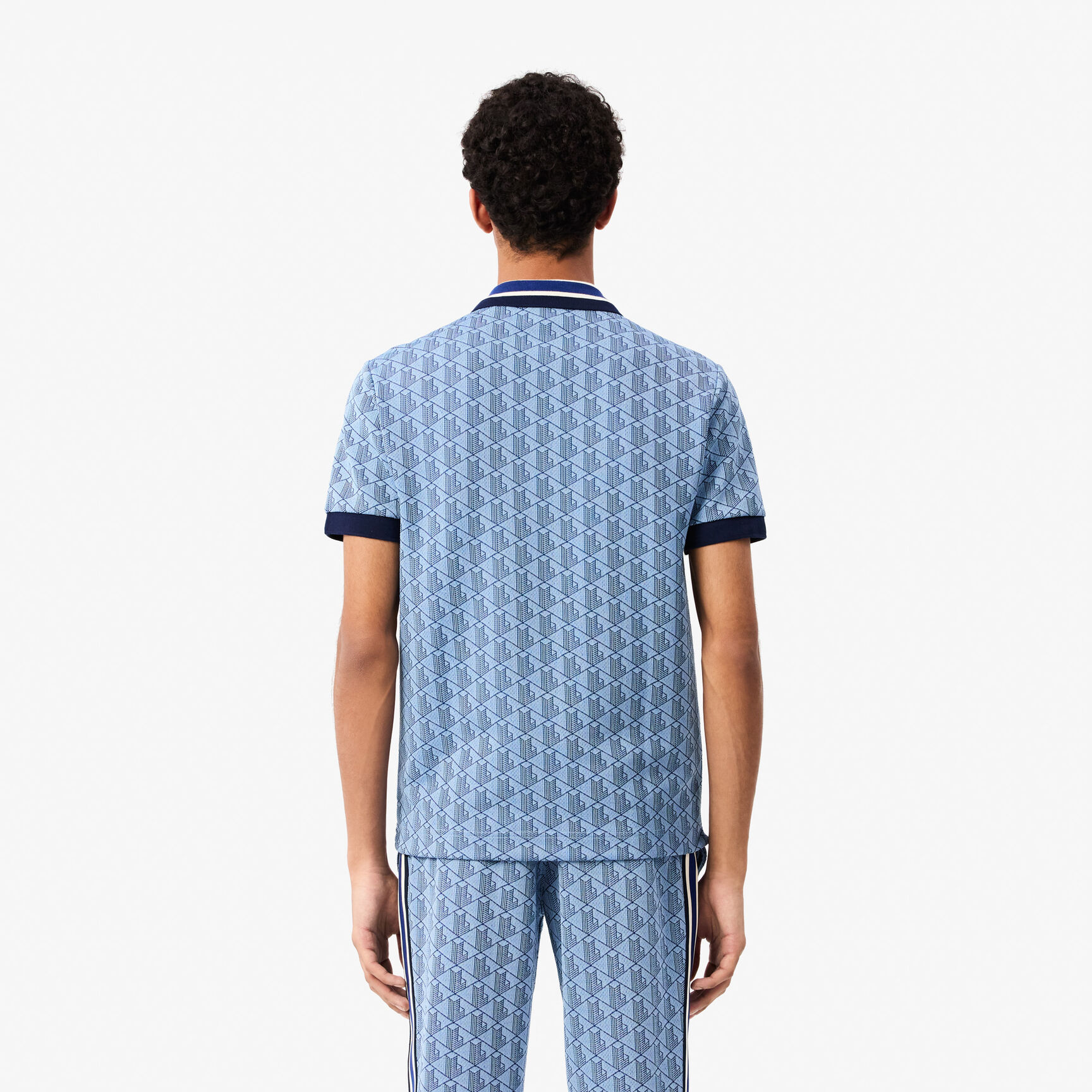 قميص بولو كلاسيكي بقصّة كلاسيكية من قماش الجاكار أحادي اللون