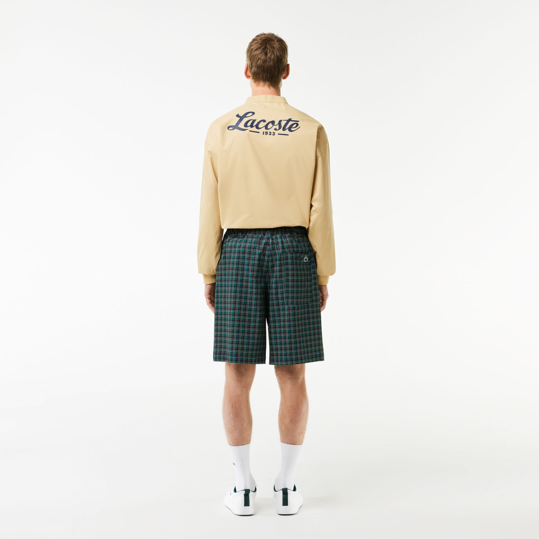 شورت برمودا جولف بمربعات فائقة الجفاف شورت برمودا جولف بمربعات فائقة الجفاف