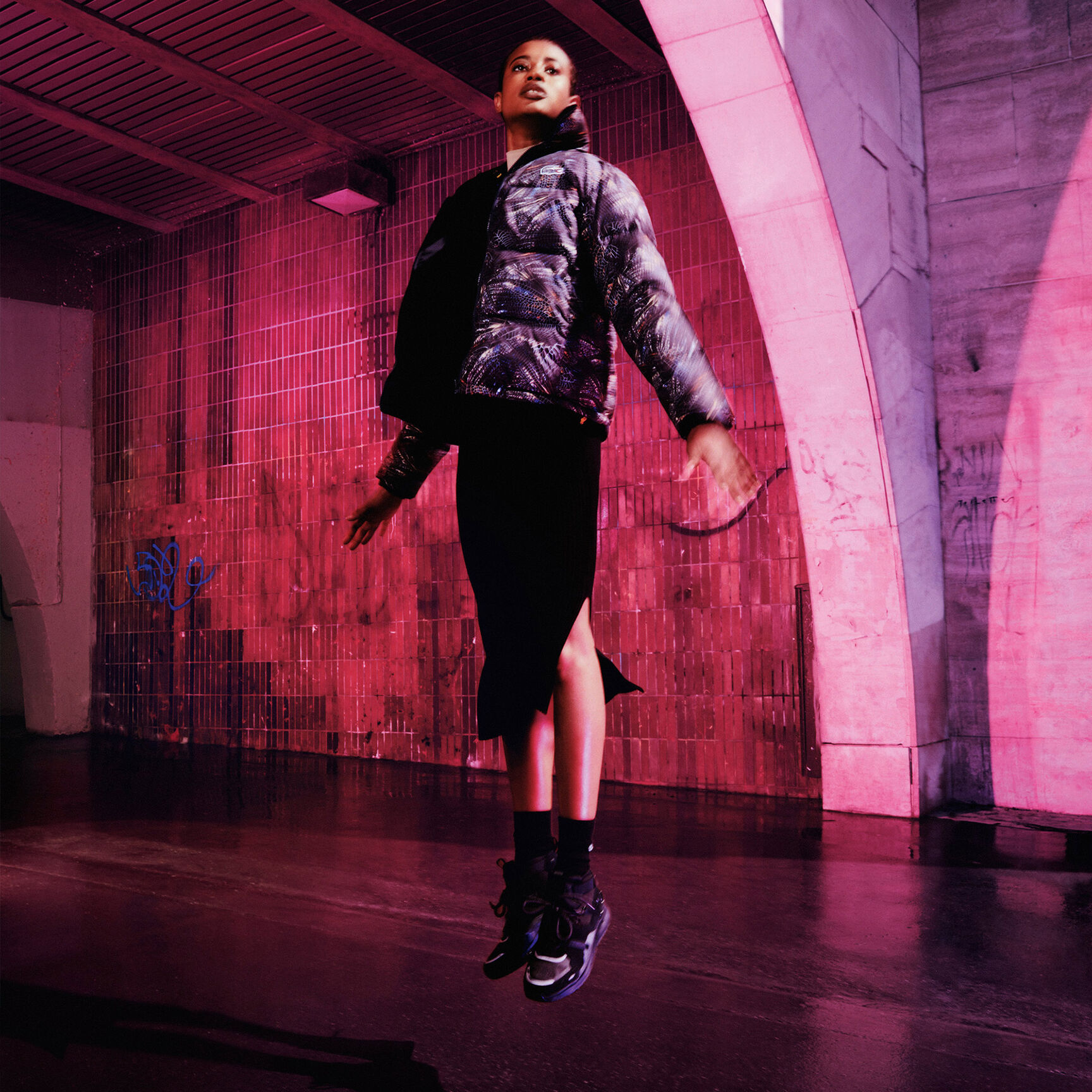 جاكيت مبطن مع طبعات من مجموعة National Geographic للنساء