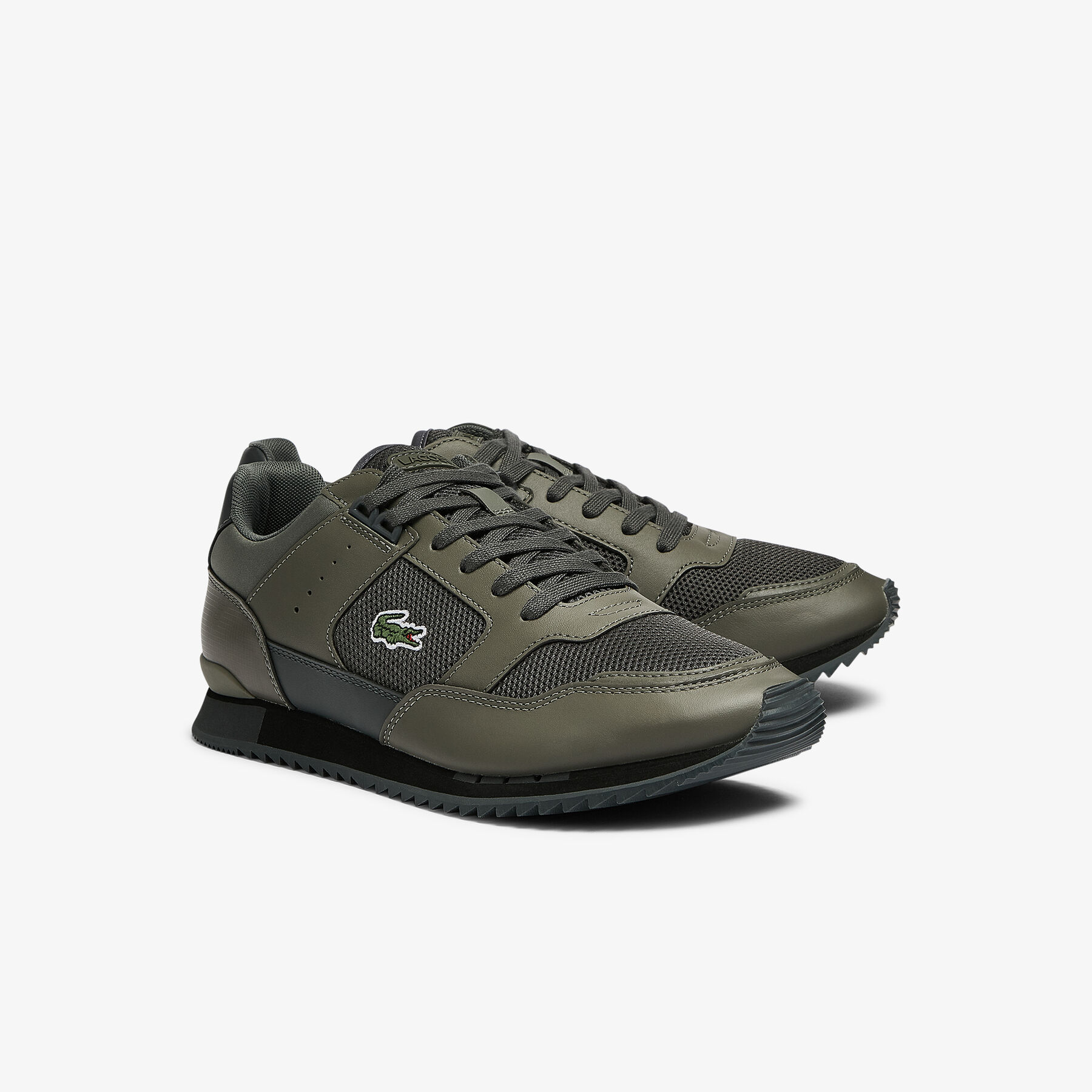 lacoste men s partner piste textile trainers