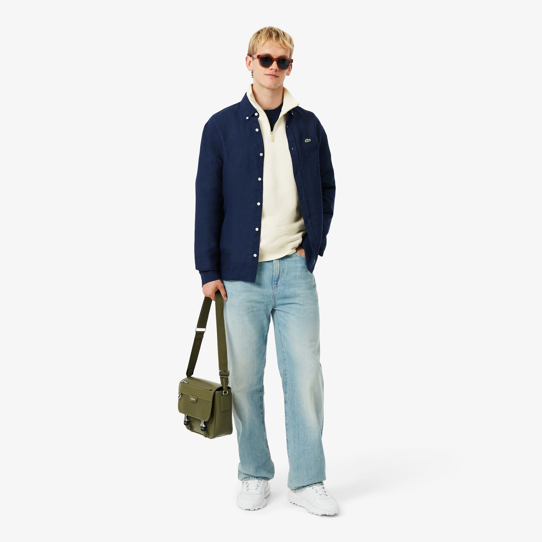 سويت شيرت من الصوف الثقيل بسحاب على الرقبة