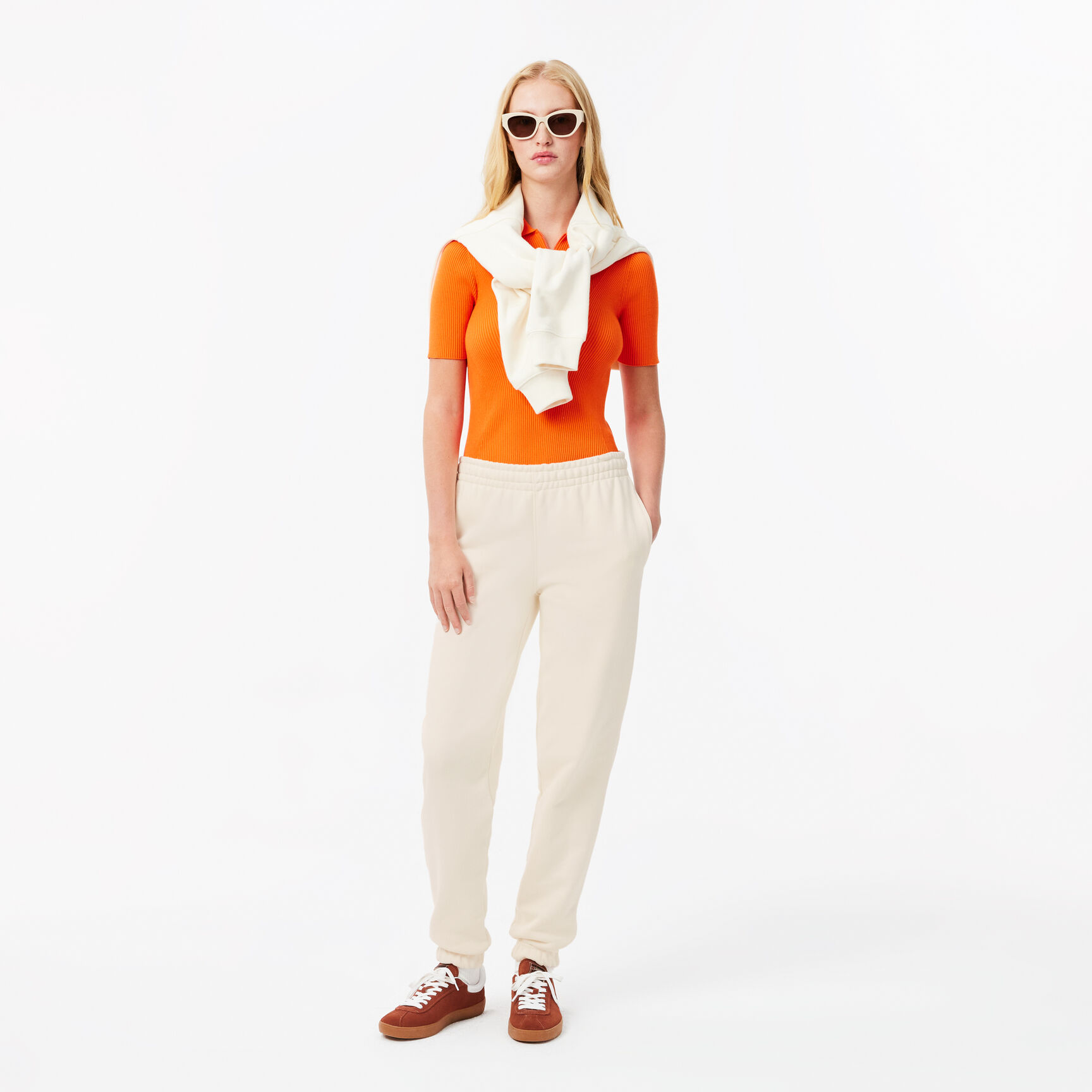 بنطال رياضي مطرز