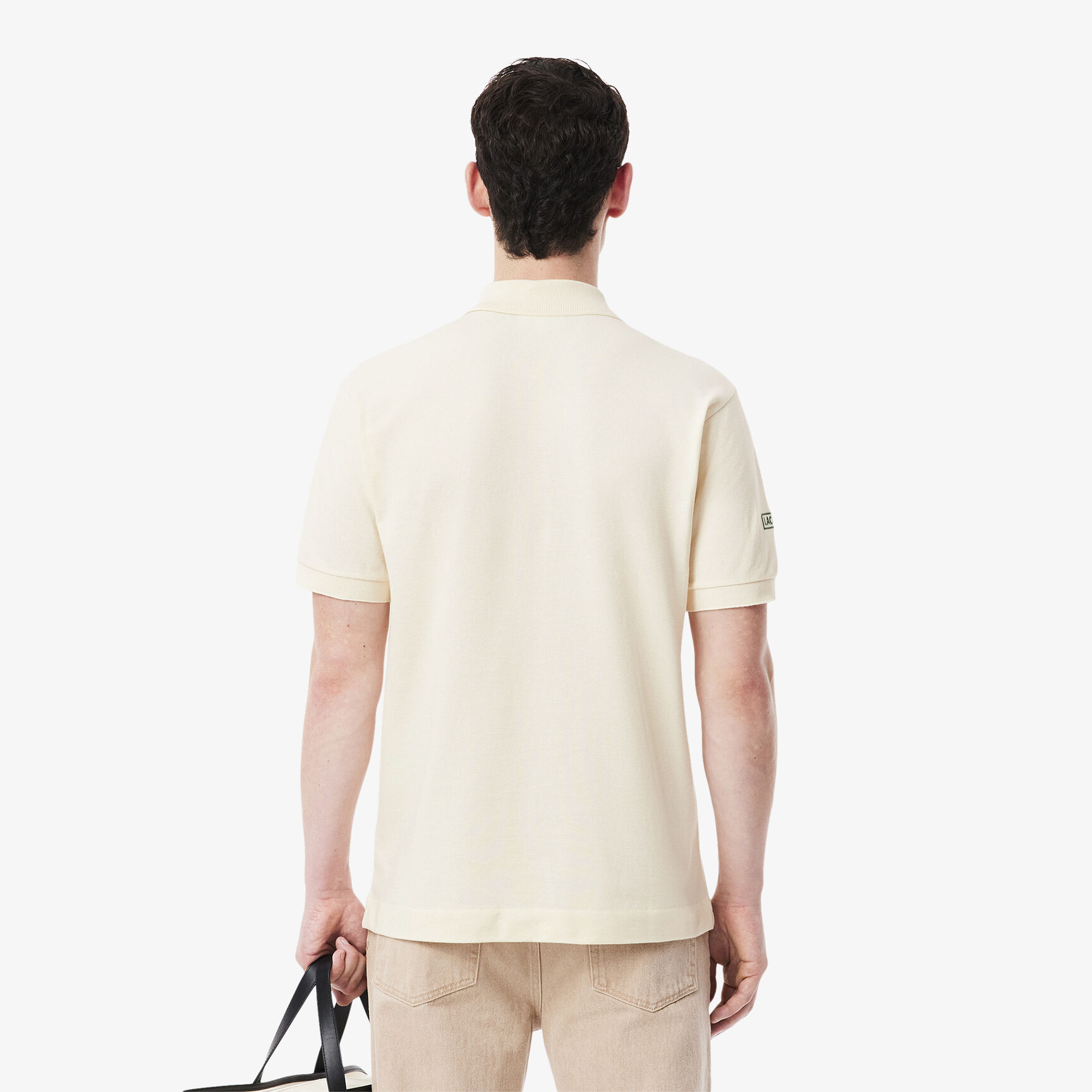 قميص بولو L.12.12 بقصة كلاسيكية صناعة فرنسية قميص بولو L.12.12 بقصة كلاسيكية صناعة فرنسية