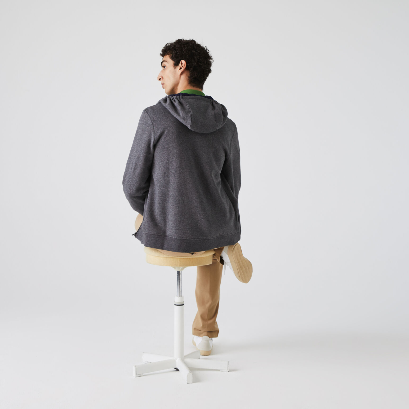 قميص ثقيل من الصوف مزود بغطاء للرأس بسحاب للرجال لرياضة التنس من مجموعة Lacoste SPORT