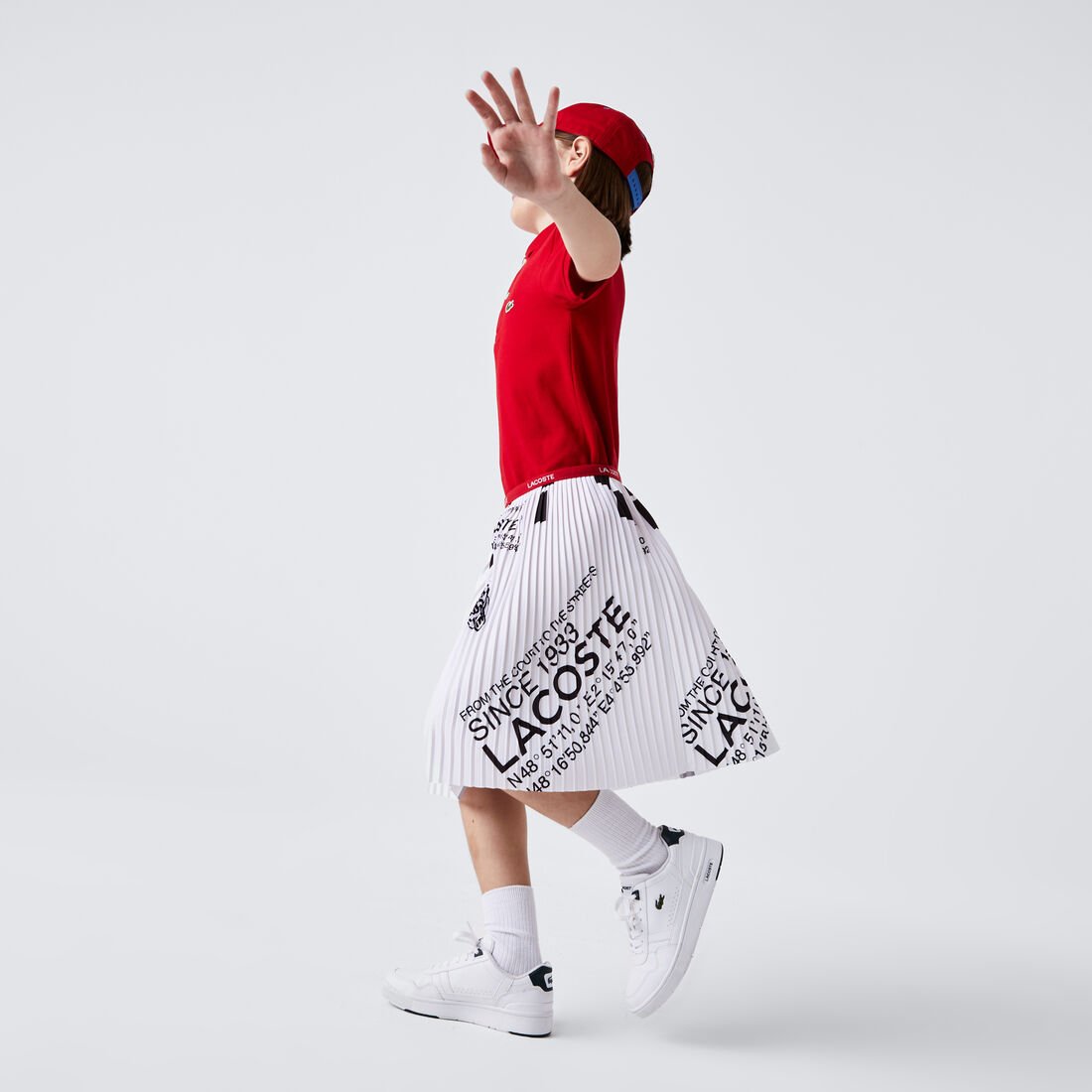 تنورة لاكوست جيرسيه قصيرة بطيات للبنات تنورة لاكوست جيرسيه قصيرة بطيات للبنات