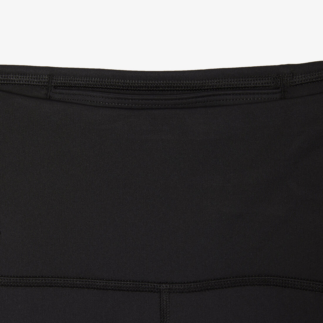 لغينغز مخطط بشعار الماركة للنساء مجموعة Lacoste Sport لغينغز مخطط بشعار الماركة للنساء مجموعة Lacoste Sport