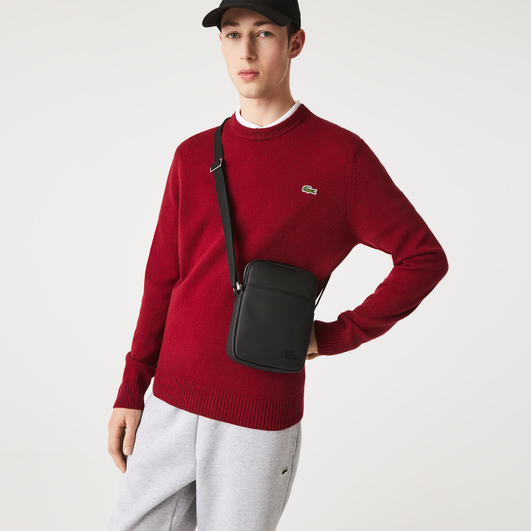 Men's Classic Petit Piqu&eacute; Vertical Zip Bag