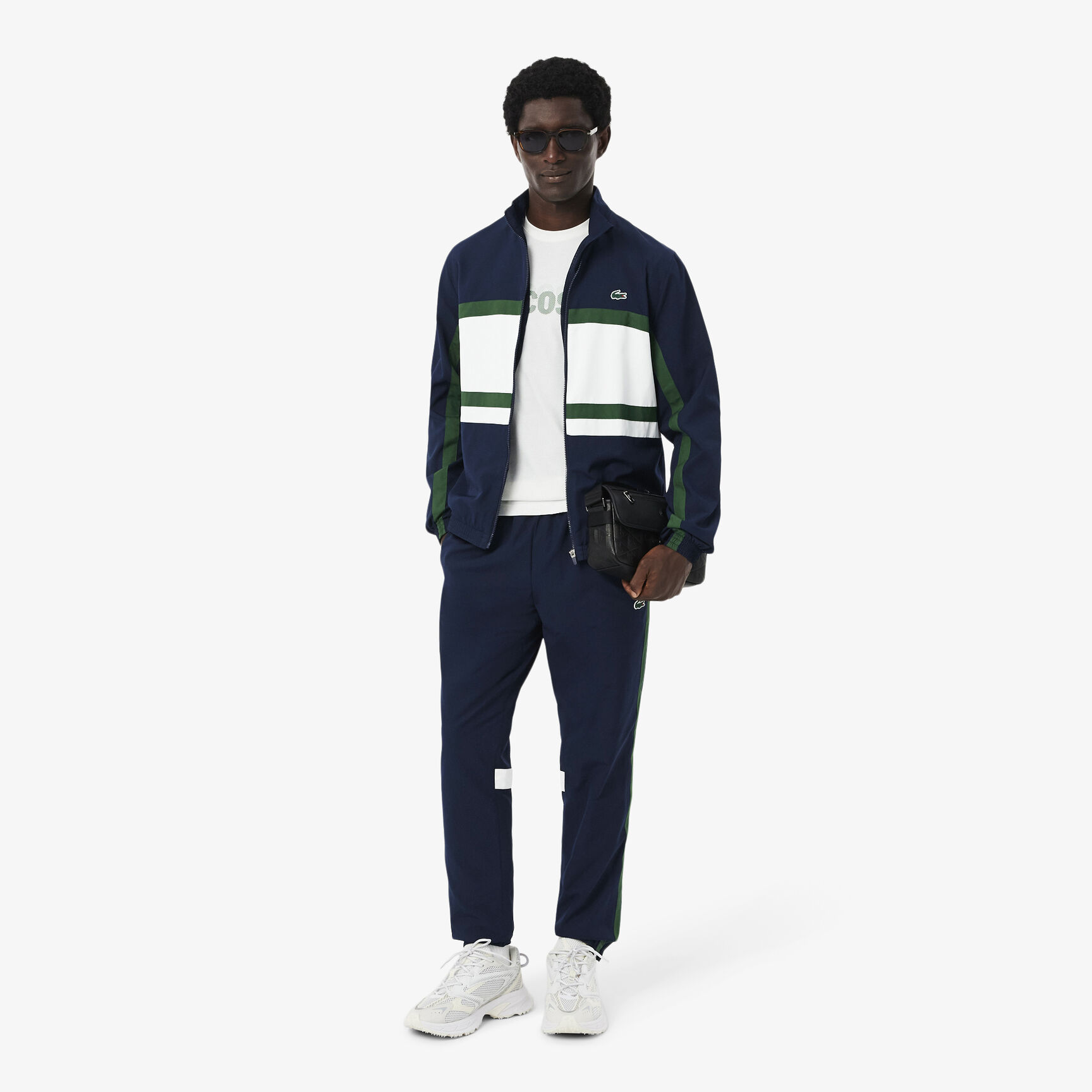 طقم رياضي مطبوع طقم رياضي مطبوع