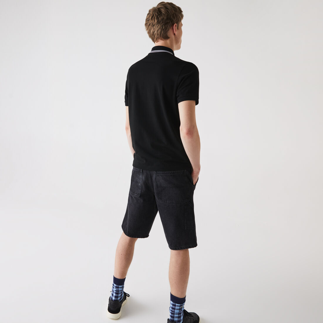 قميص بولو من القطن خفيف الوزن مع تفاصيل بلون مغاير من مجموعة Lacoste SPORT للرجال قميص بولو من القطن خفيف الوزن مع تفاصيل بلون مغاير من مجموعة Lacoste SPORT للرجال