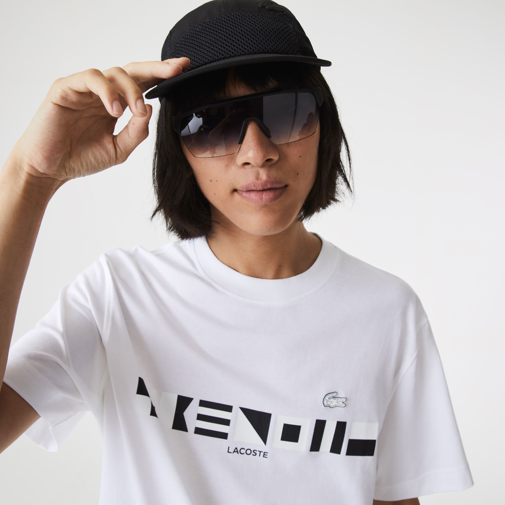 تيشيرت لاكوست مطبوع بقصة مريحة للرجال&lrm;