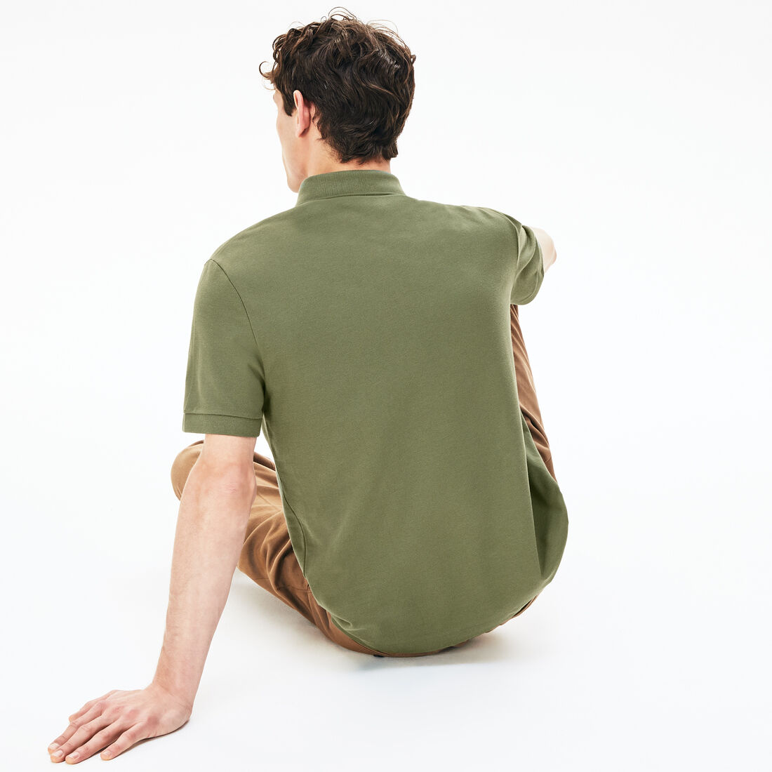 قميص بولو بيكيه باريسي بقصة عادية قميص بولو بيكيه باريسي بقصة عادية