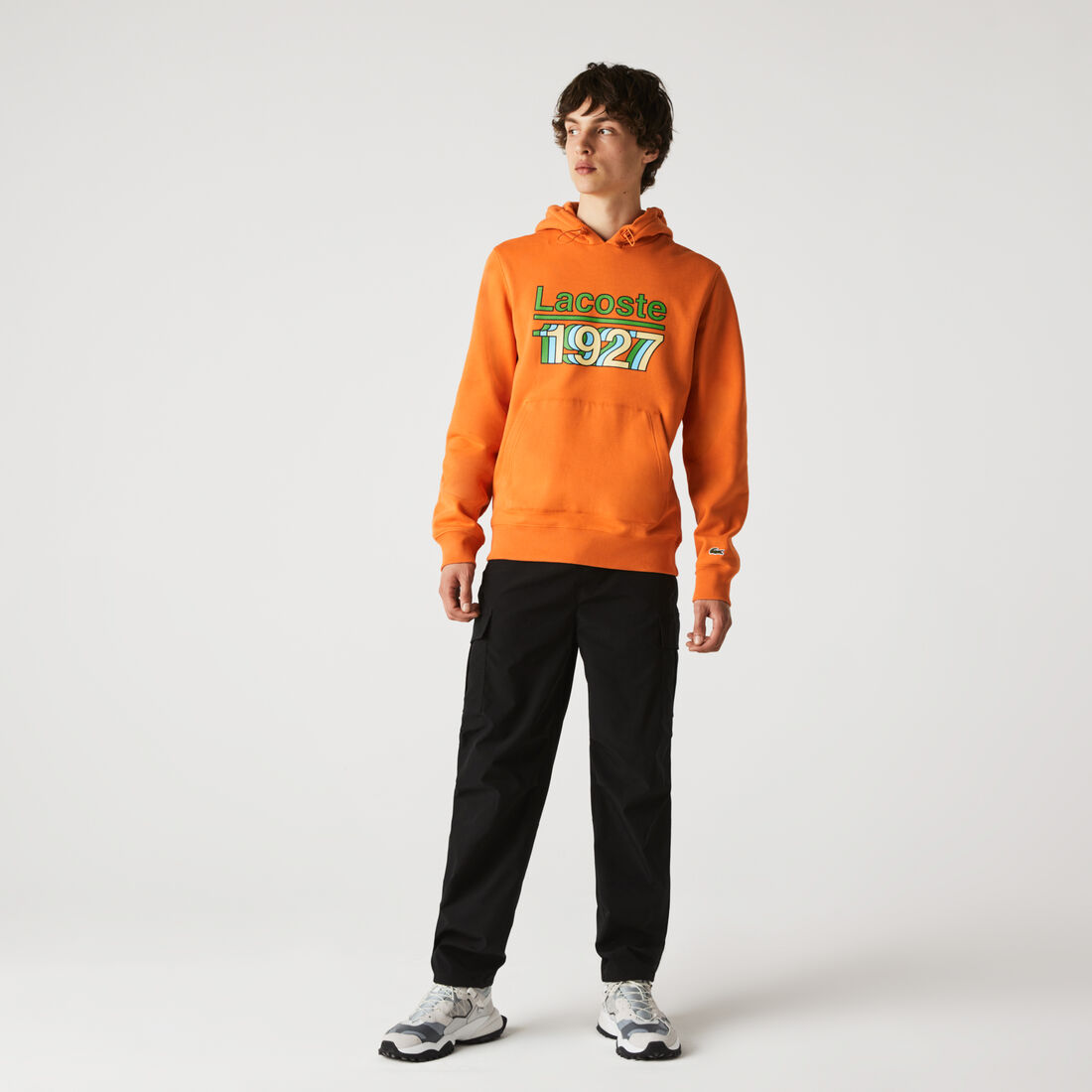 سويت شيرت رجالي من الصوف بغطاء للرأس مطبوع سويت شيرت رجالي من الصوف بغطاء للرأس مطبوع