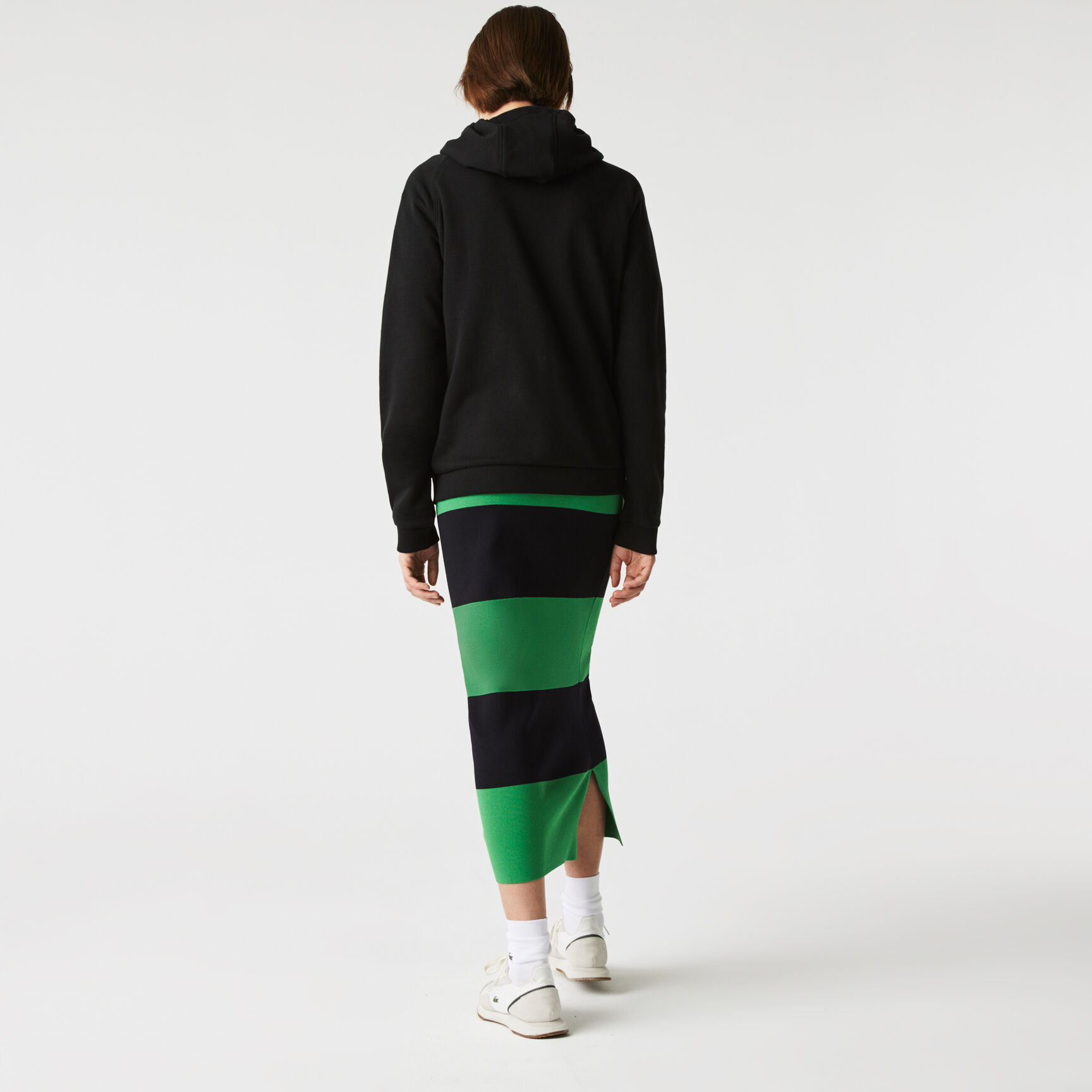 سويت شيرت للتنس من الصوف بسحاب وغطاء رأس مجموعة Lacoste SPORT للنساء سويت شيرت للتنس من الصوف بسحاب وغطاء رأس مجموعة Lacoste SPORT للنساء