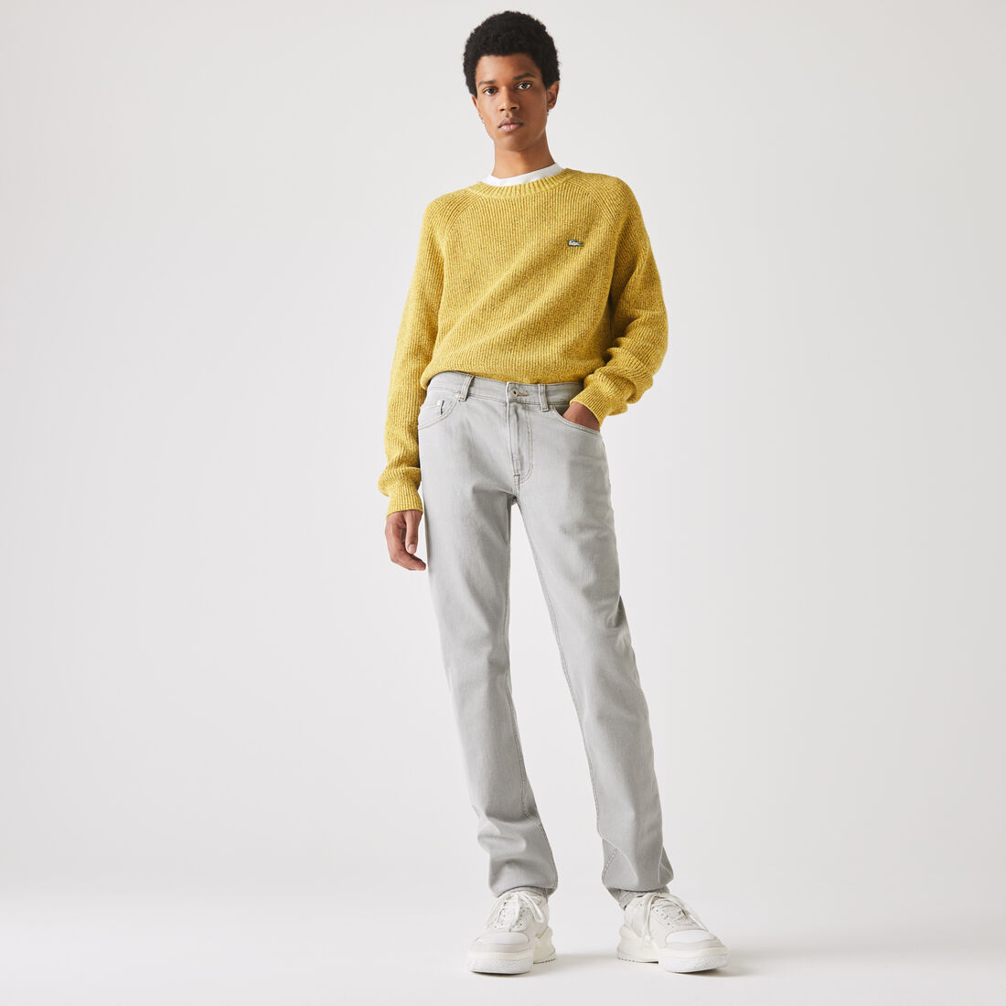 بنطال جينز بقصة ضيقة من الدنيم المرن مع 5 جيوب للرجال