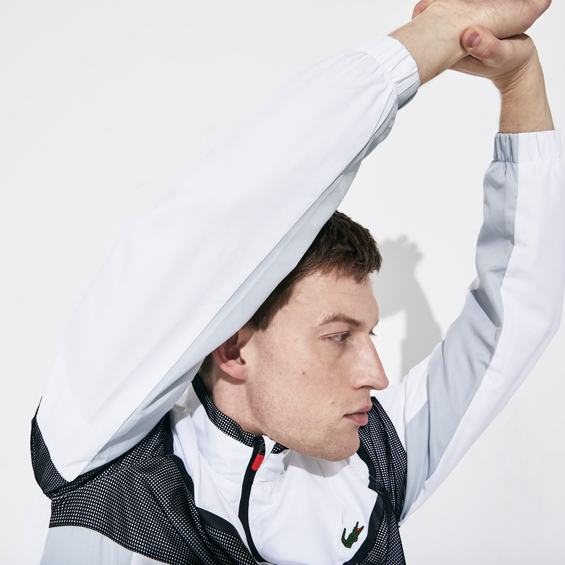 لاكوست بذلة رياضية للعب رياضة التنس من الجيرسيه والتفتا من مجموعة lacoste sport للرجال