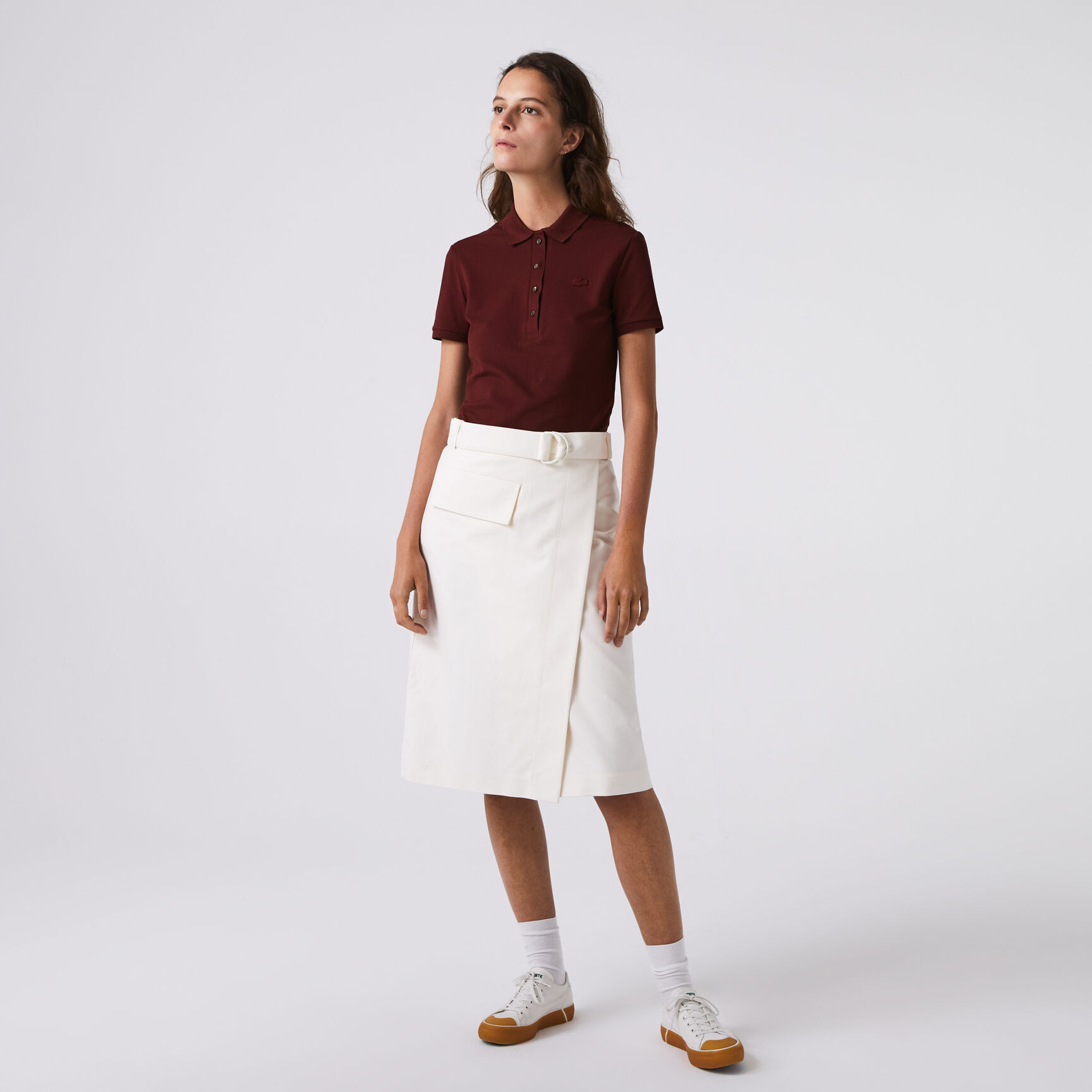 تيشيرت بولو L.12.D بقصة ضيقة من قماش بيتي بيكيه المطاطي