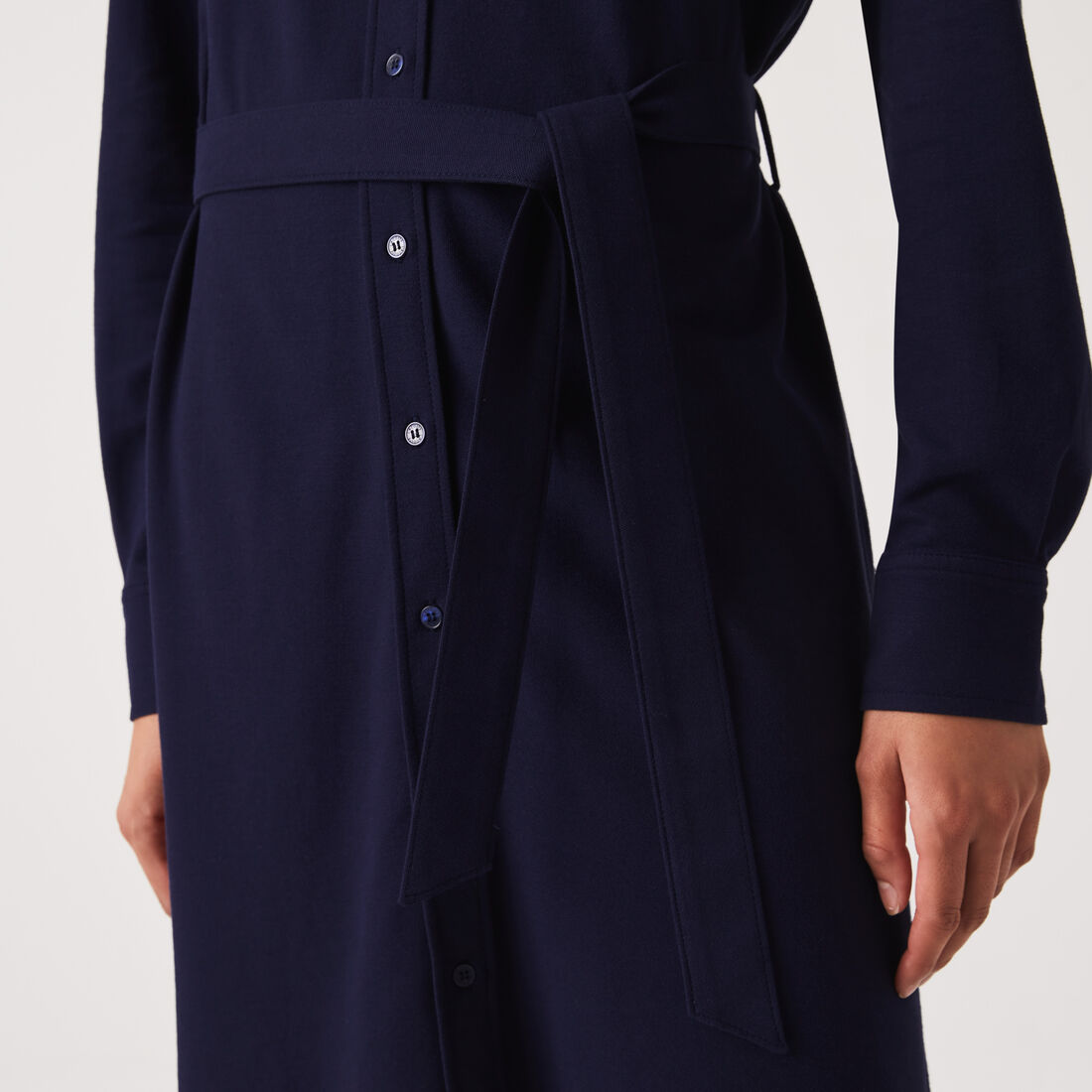 فستان بولو لاكوست قطن بيكيه قابل للتعديل للنساء فستان بولو لاكوست قطن بيكيه قابل للتعديل للنساء