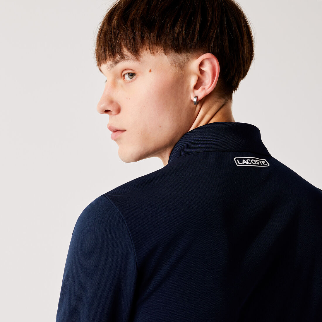 قميص بولو للتنس من البيكيه المسامي مع أجزاء مستطيلية مجموعة Lacoste SPORT للرجال قميص بولو للتنس من البيكيه المسامي مع أجزاء مستطيلية مجموعة Lacoste SPORT للرجال