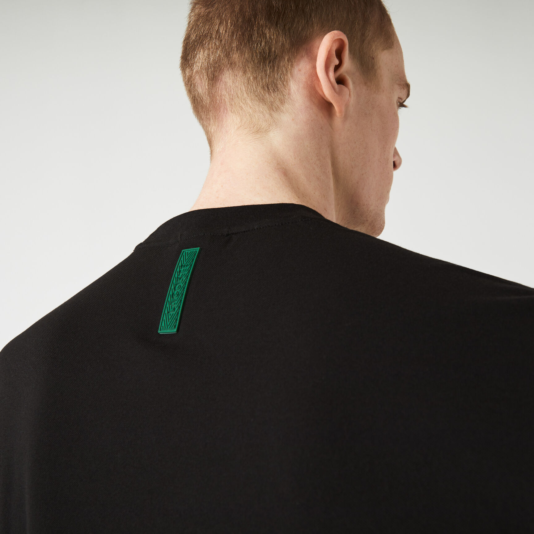 تيشيرت مزيج قطن بيكيه بفتحة رقبة مستديرة للرجال