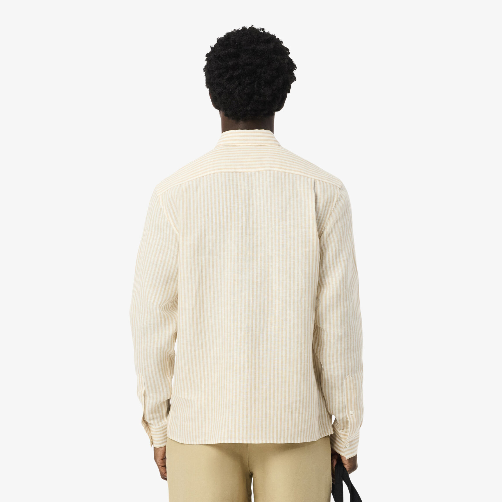 قميص كتان مخطط بقصّة عادية