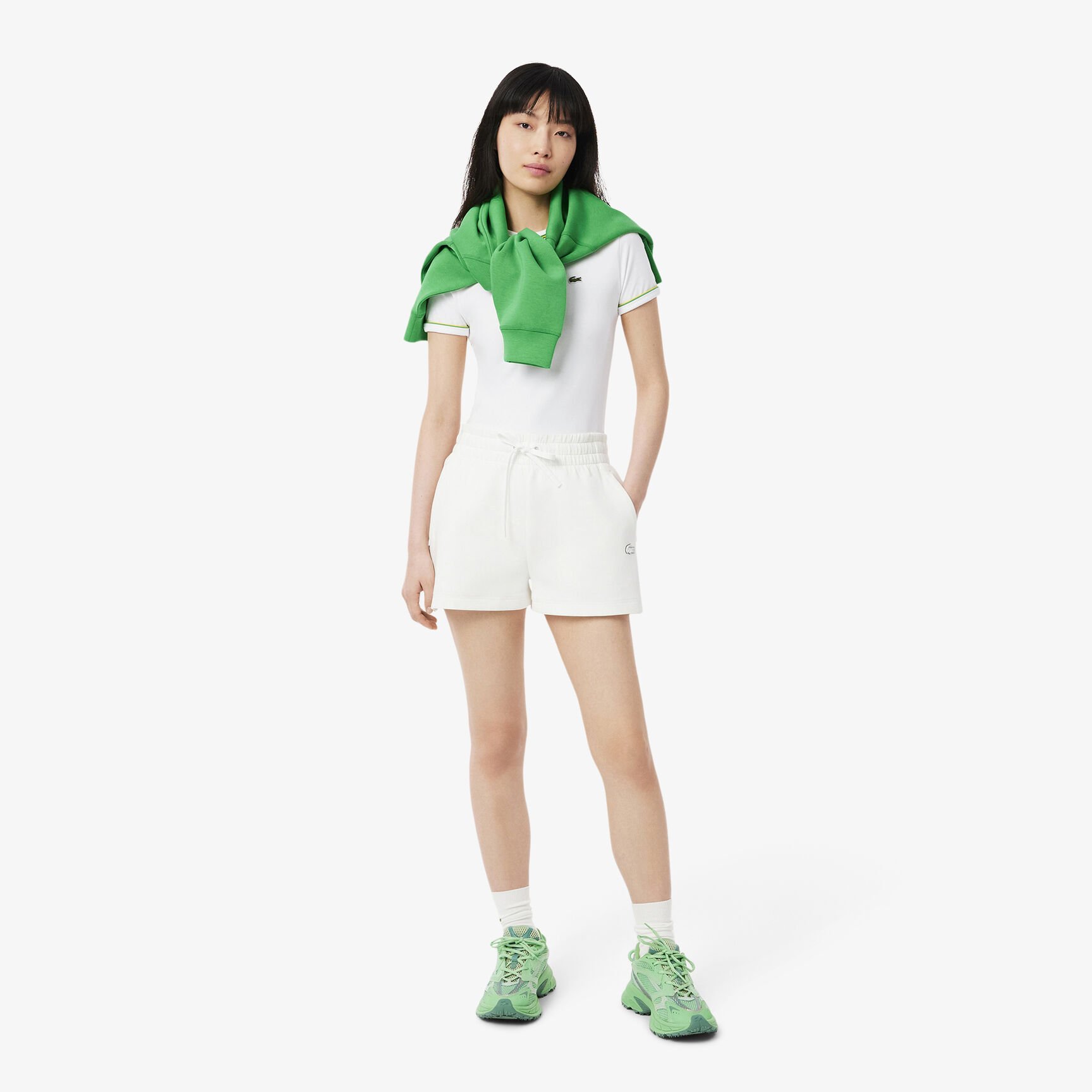 تي شيرت جيرسيه بلمسات متباينة تي شيرت جيرسيه بلمسات متباينة