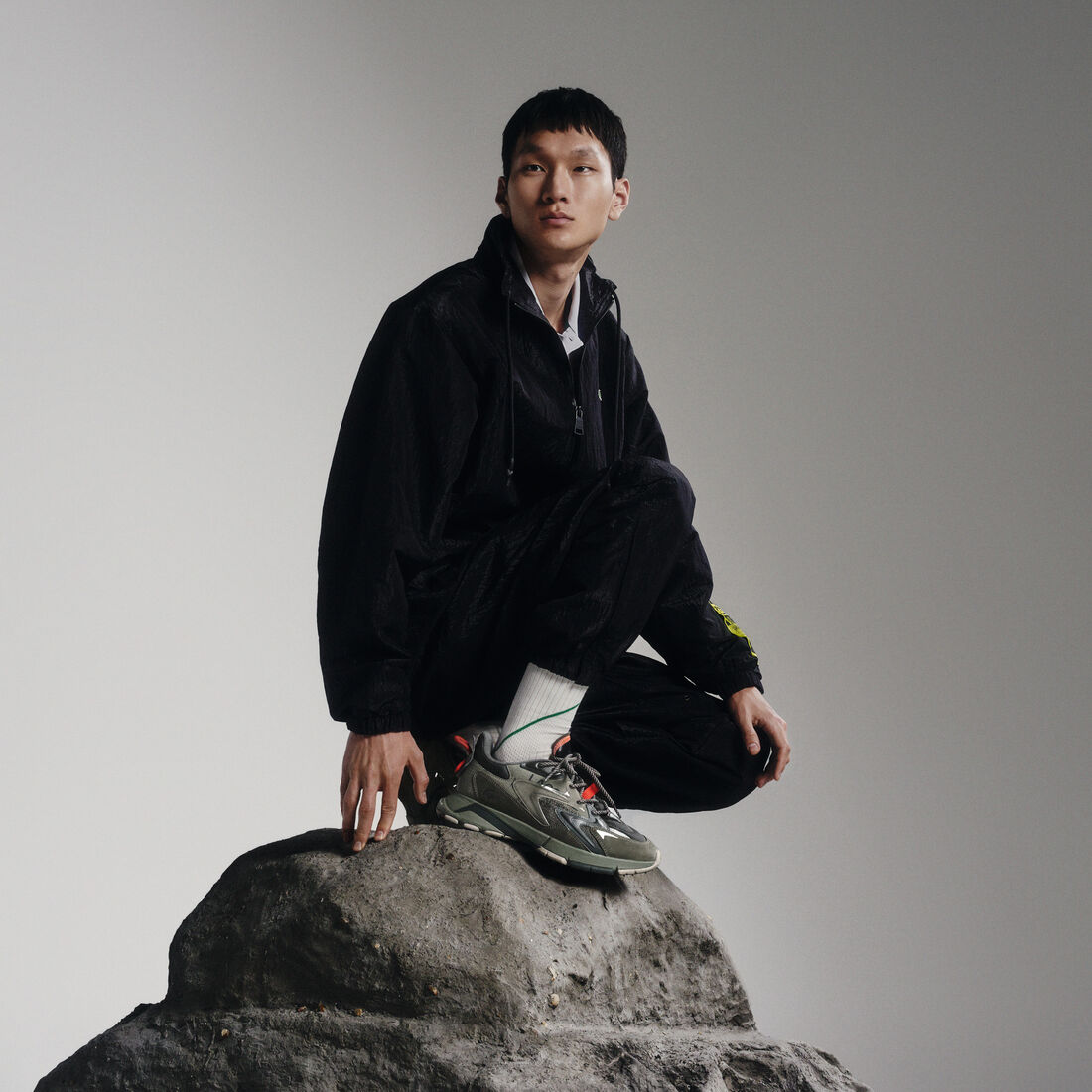 حذاء رياضي L003 نيو تيك للرجال حذاء رياضي L003 نيو تيك للرجال