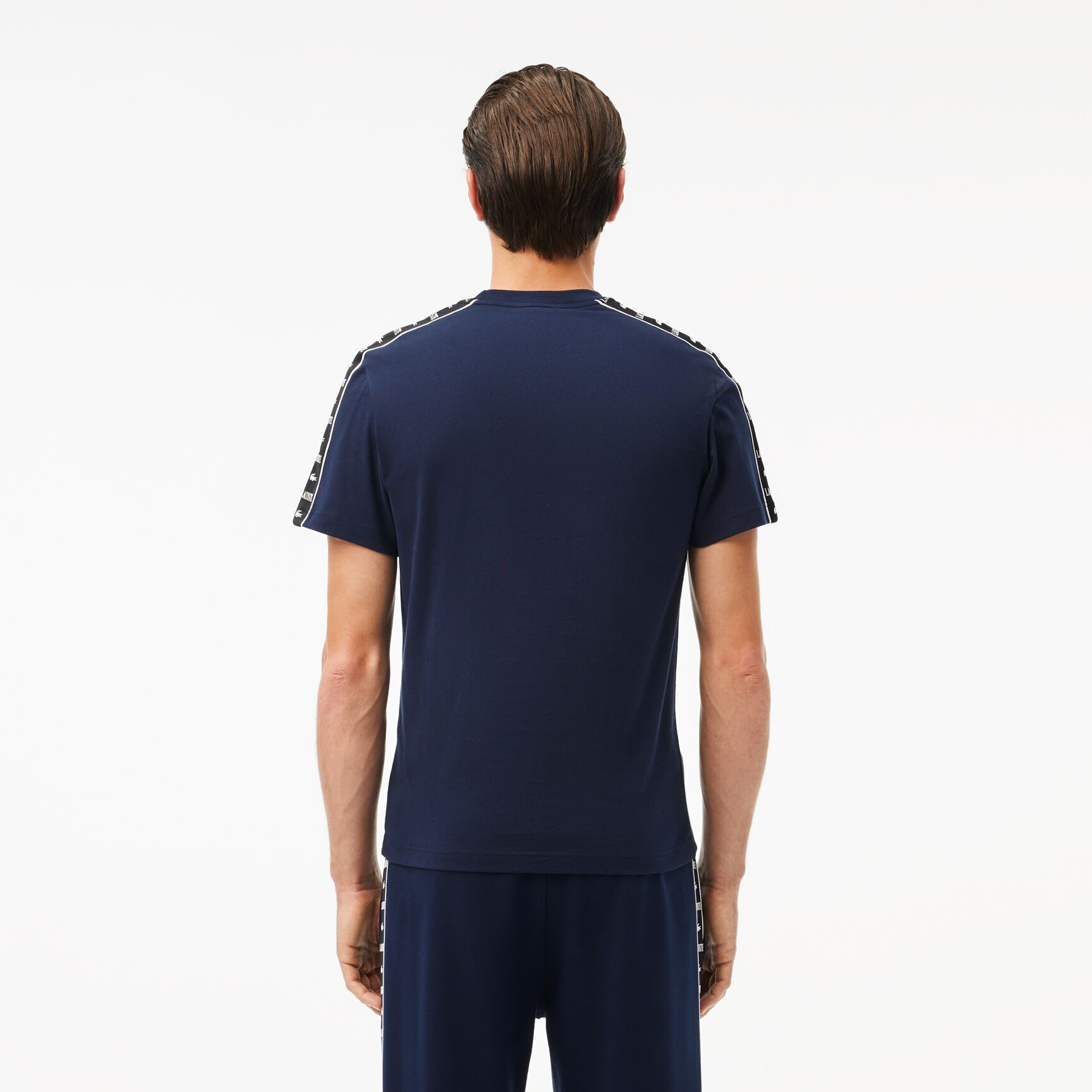 تي شيرت قطن جيرسي مخطط بشعار الماركة تي شيرت قطن جيرسي مخطط بشعار الماركة